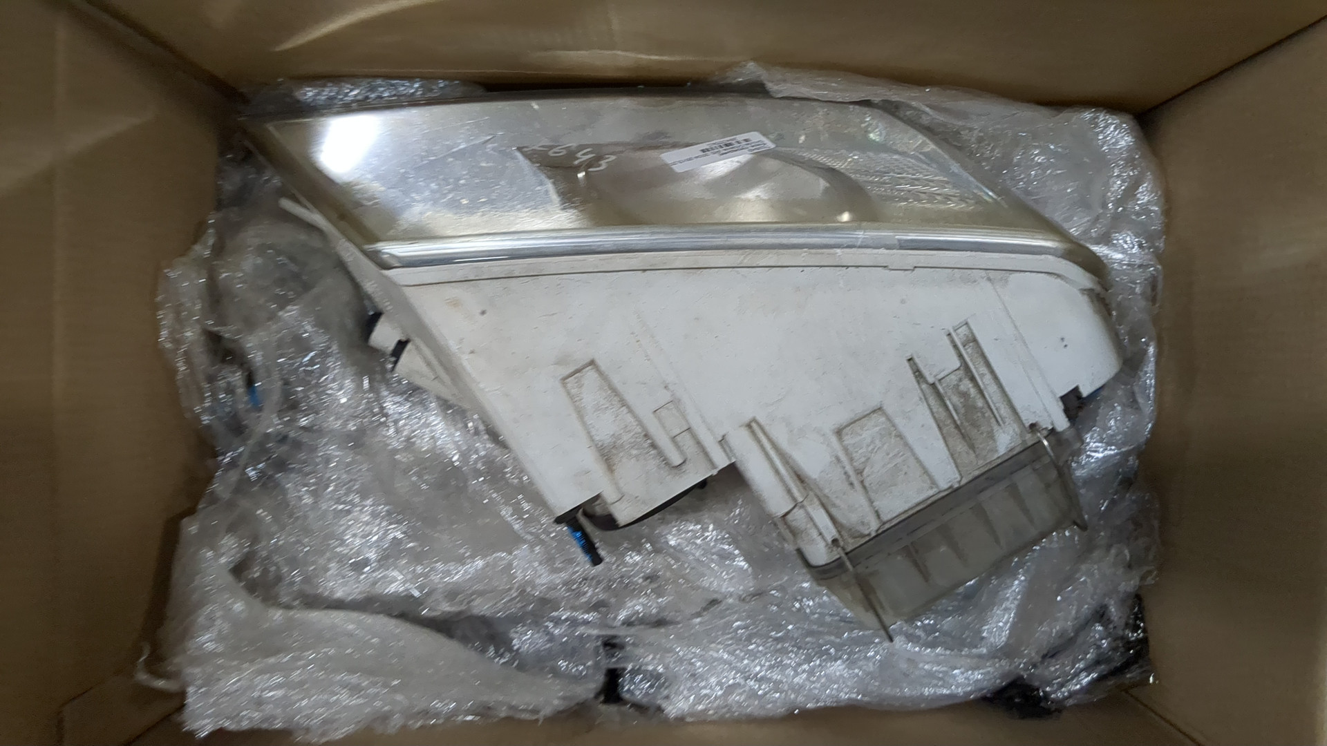 Фара правая