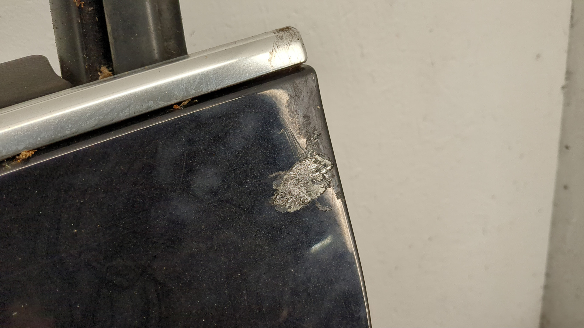 Дверь передняя левая