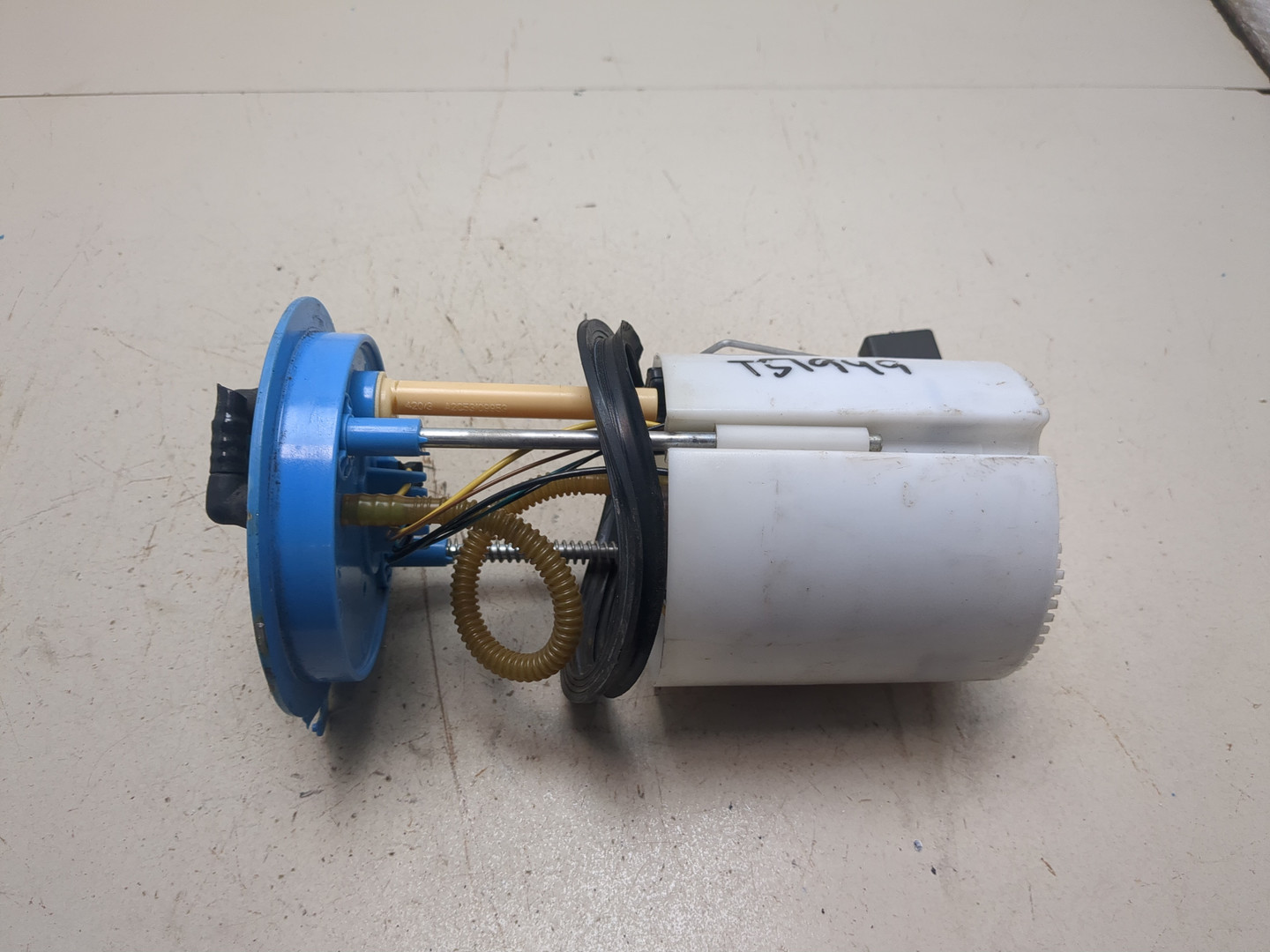 Насос топливный электрический