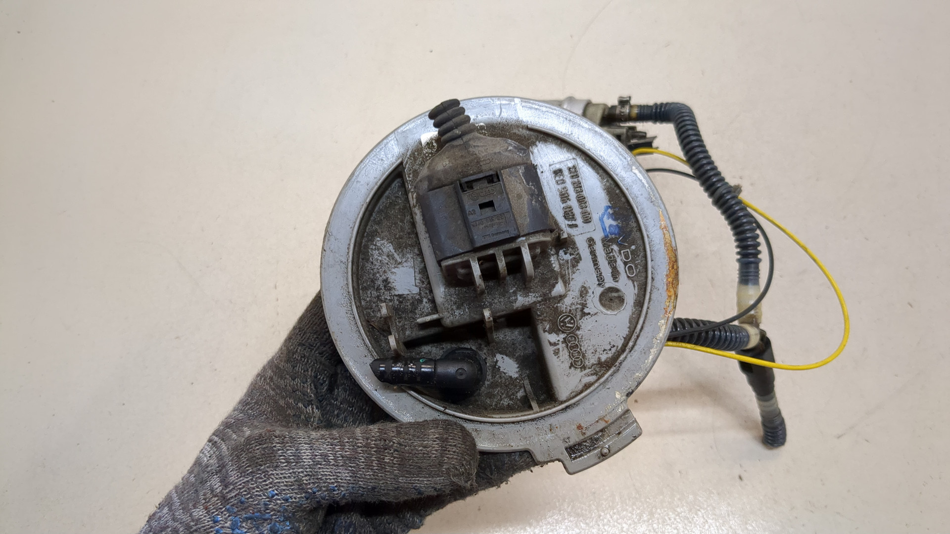 Насос топливный электрический