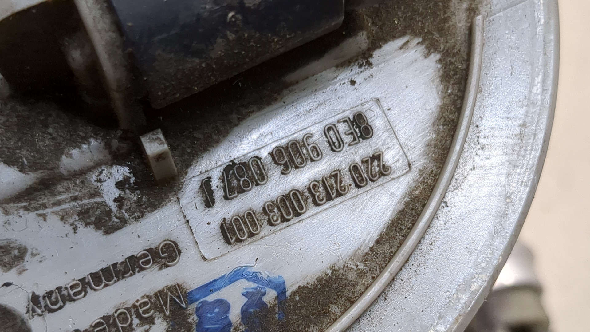 Насос топливный электрический