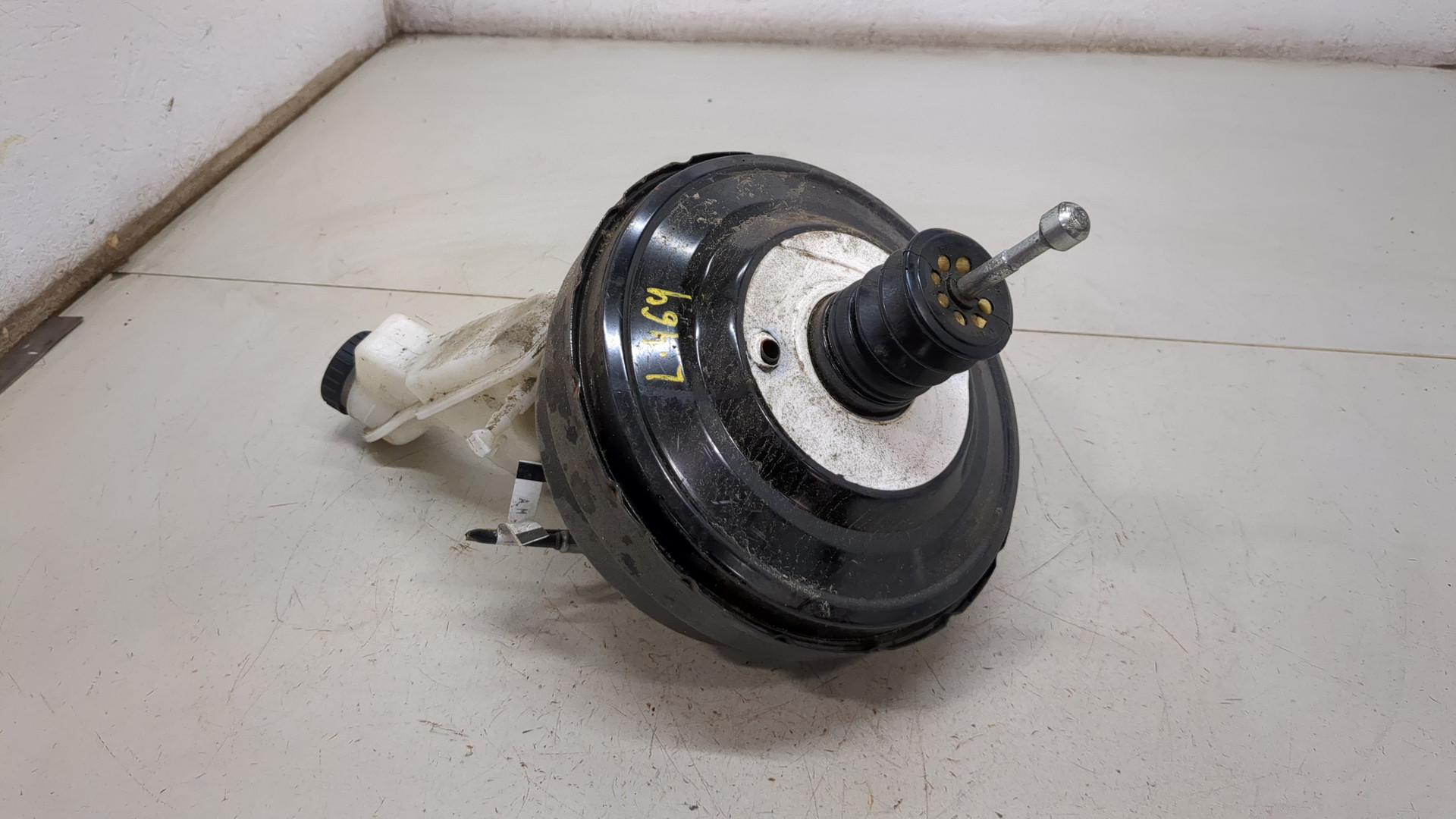 Цилиндр тормозной главный