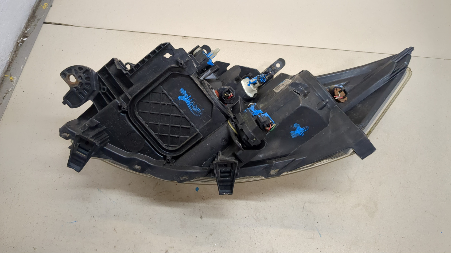 Фара правая