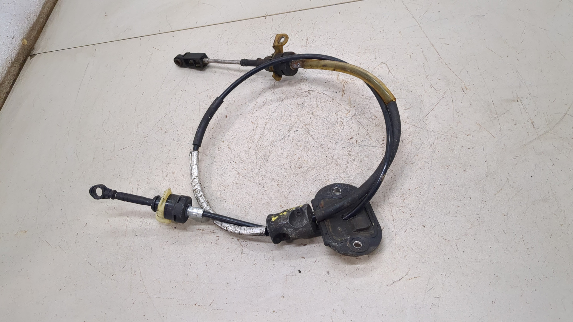 Трос КПП (выбора/переключения передач)