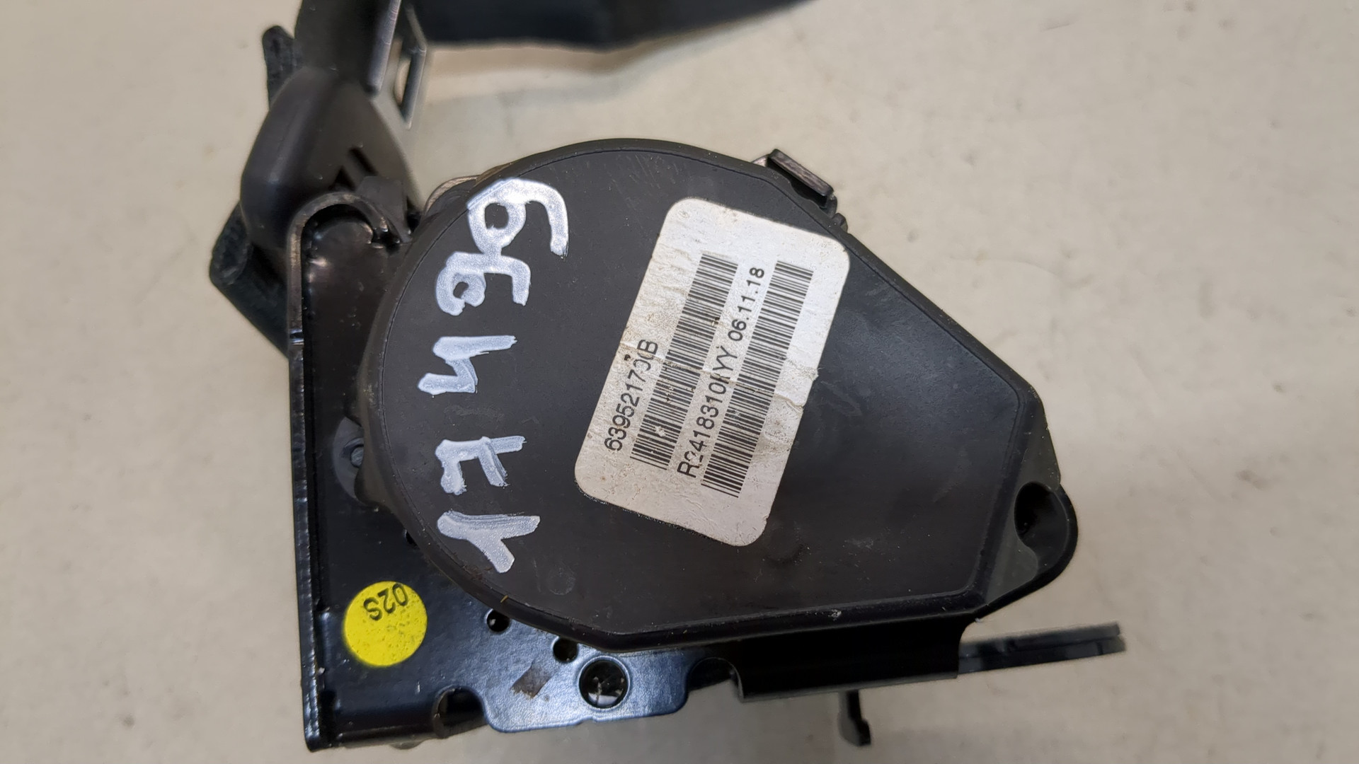 Ремень безопасности