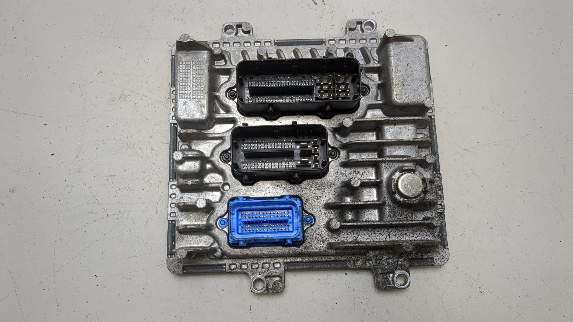 Блок управления двигателем