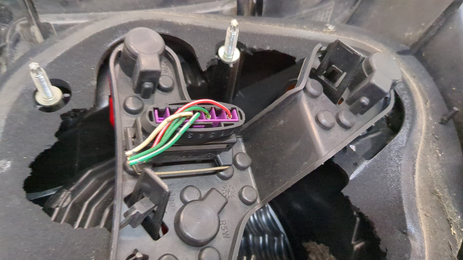 Фонарь задний правый