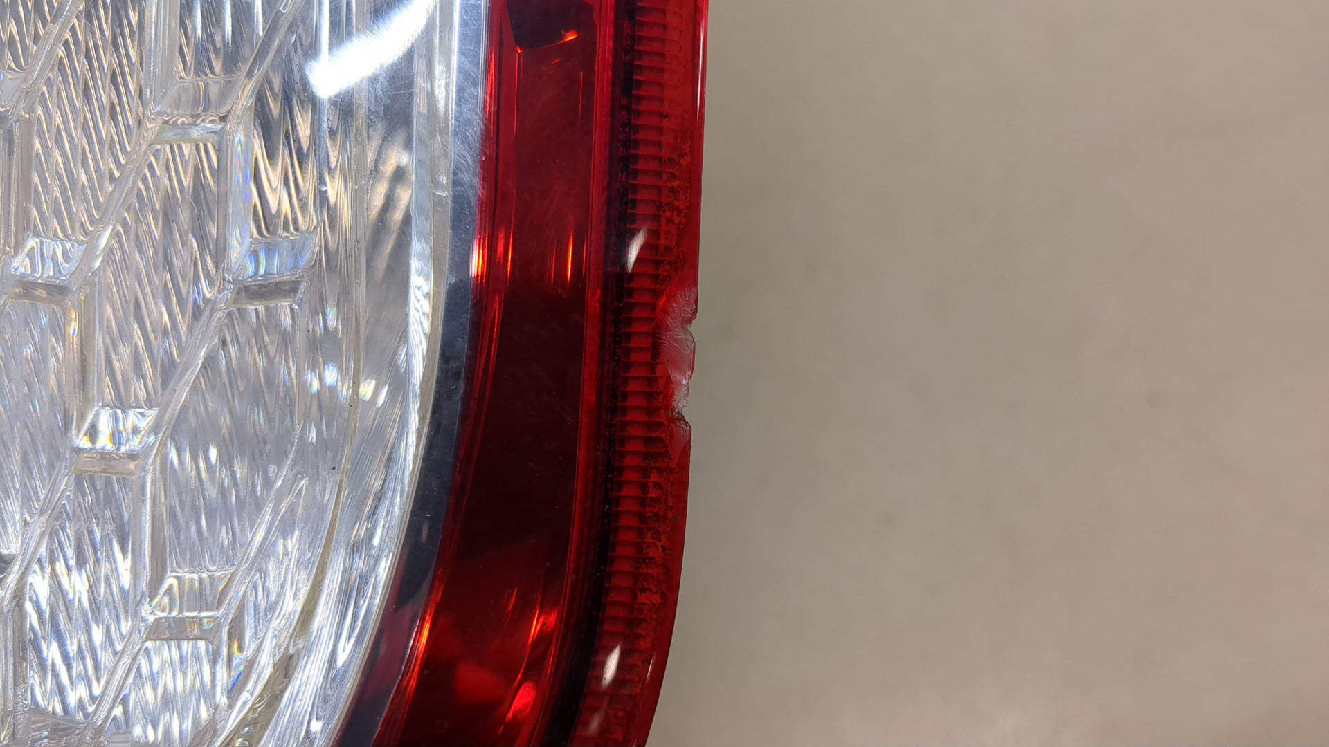 Фонарь задний правый