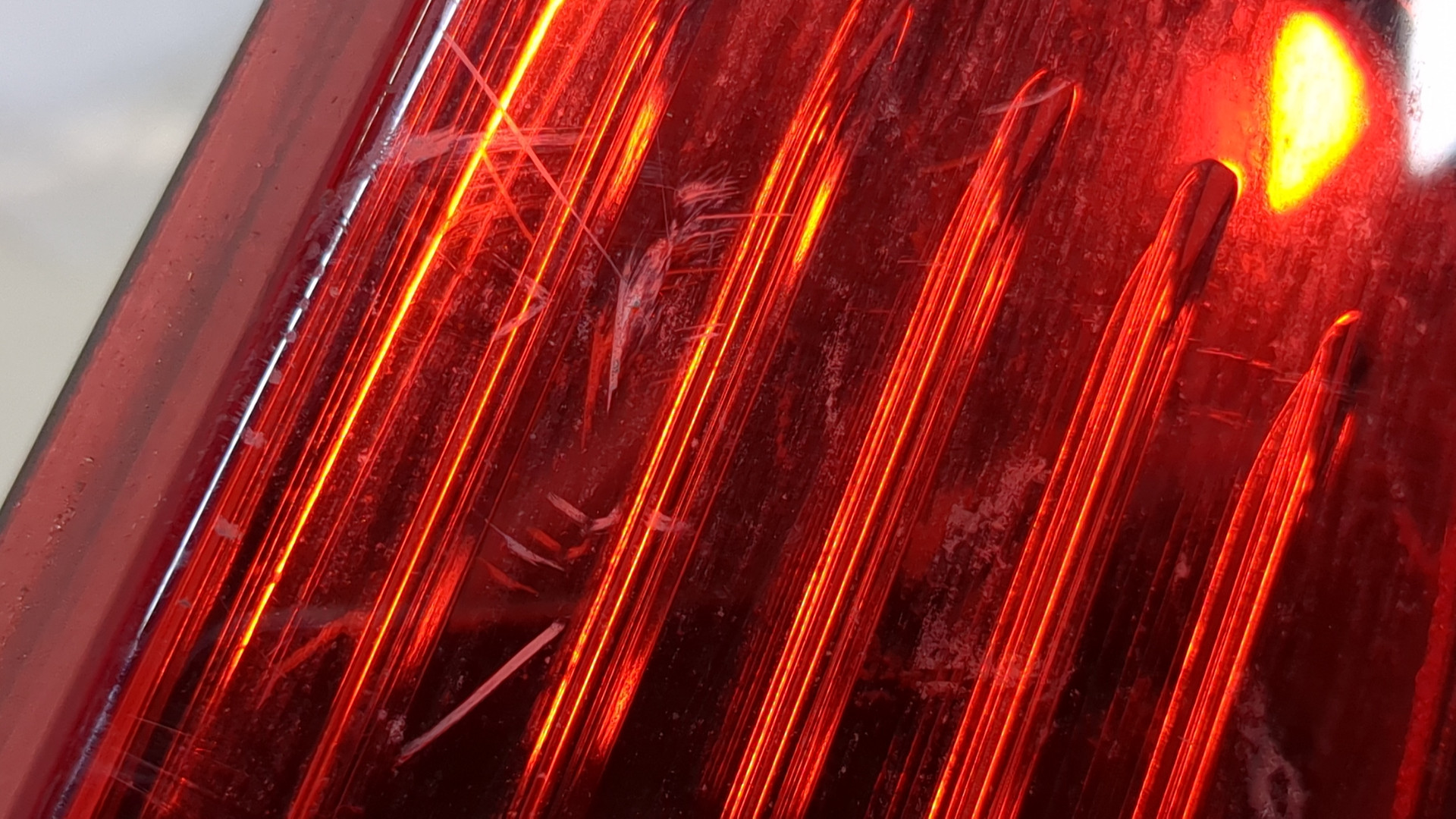 Фонарь задний правый