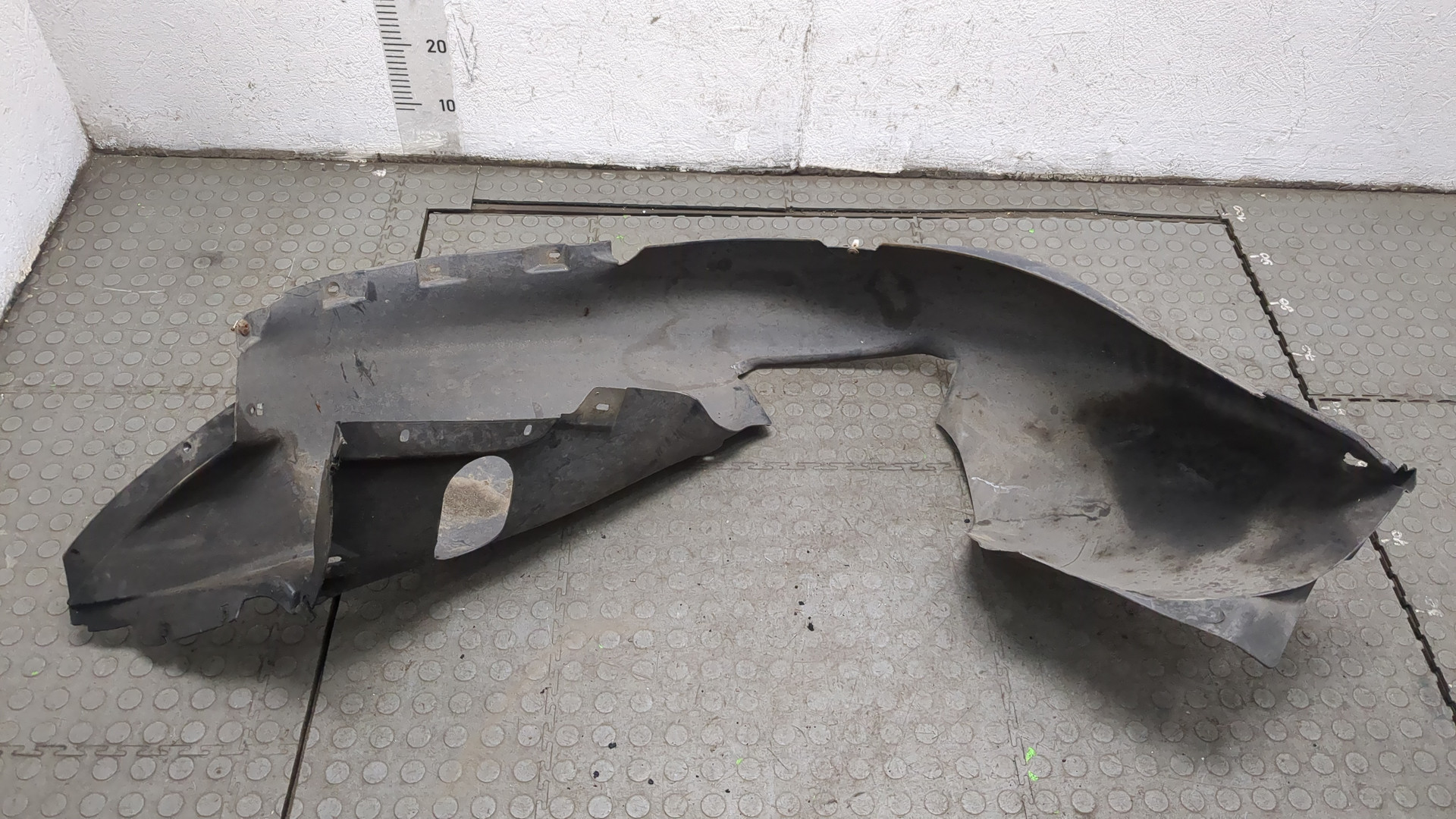 Локер передний левый