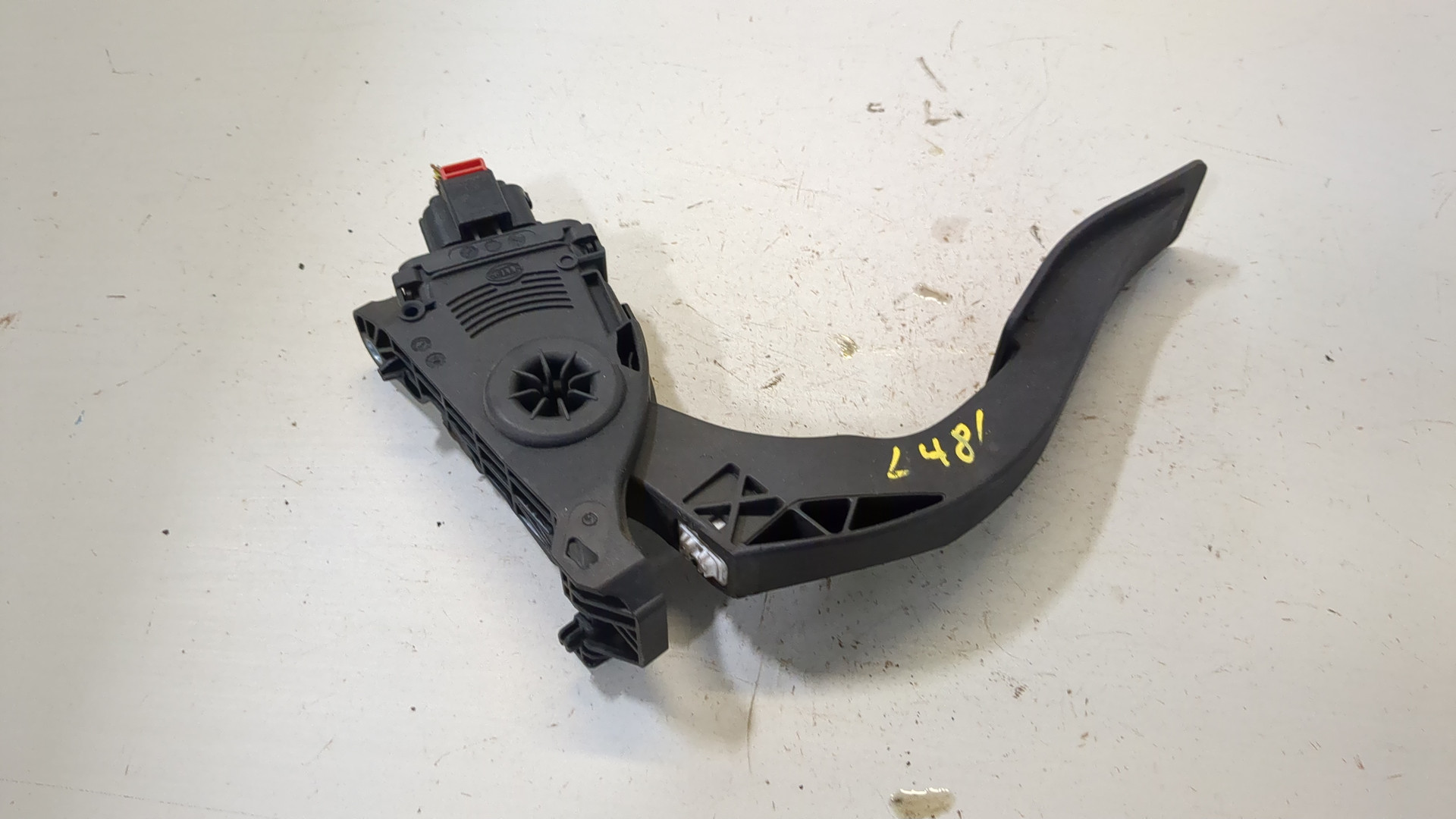 Педаль газа