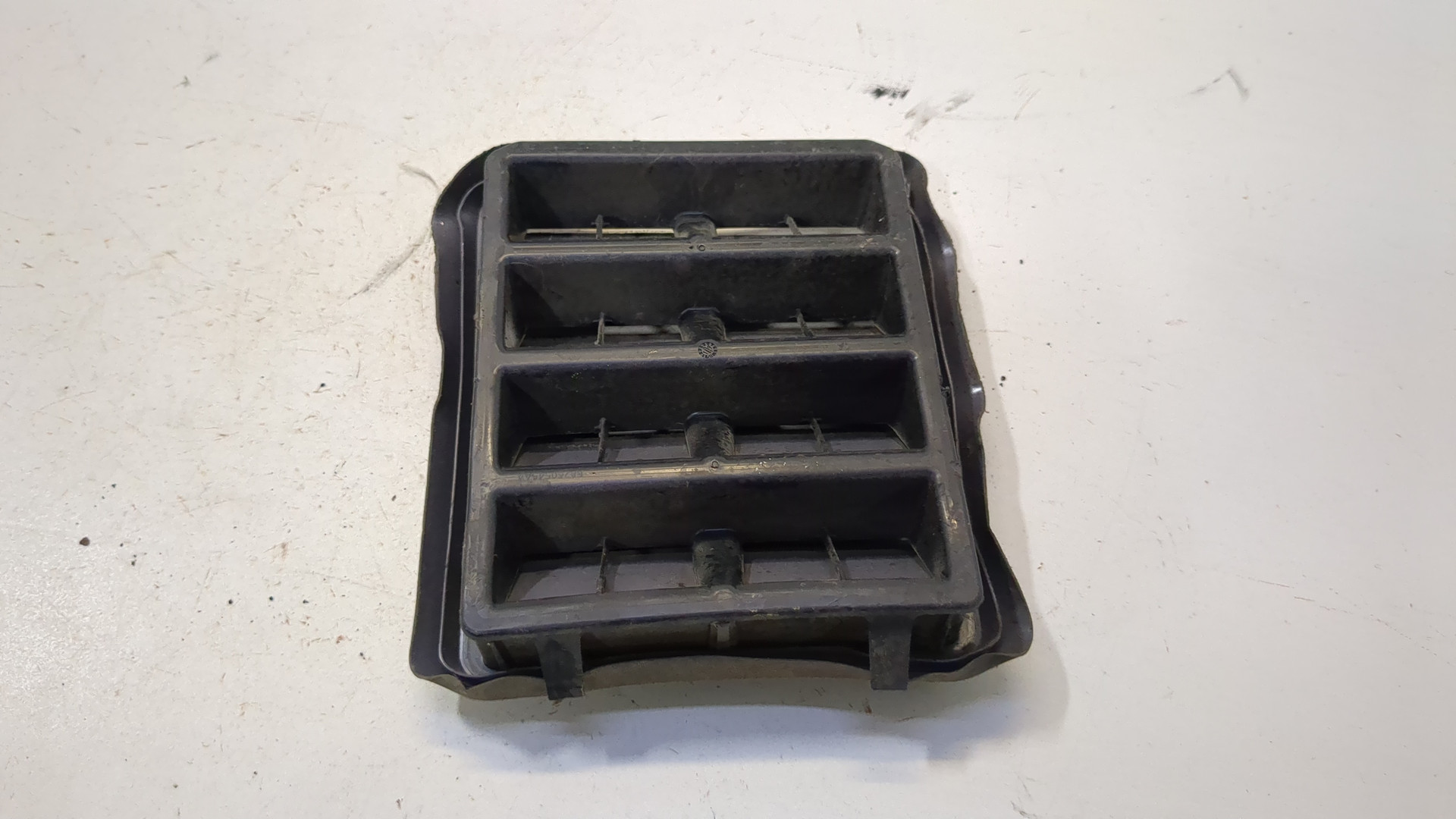 Воздухозаборник (внутри)