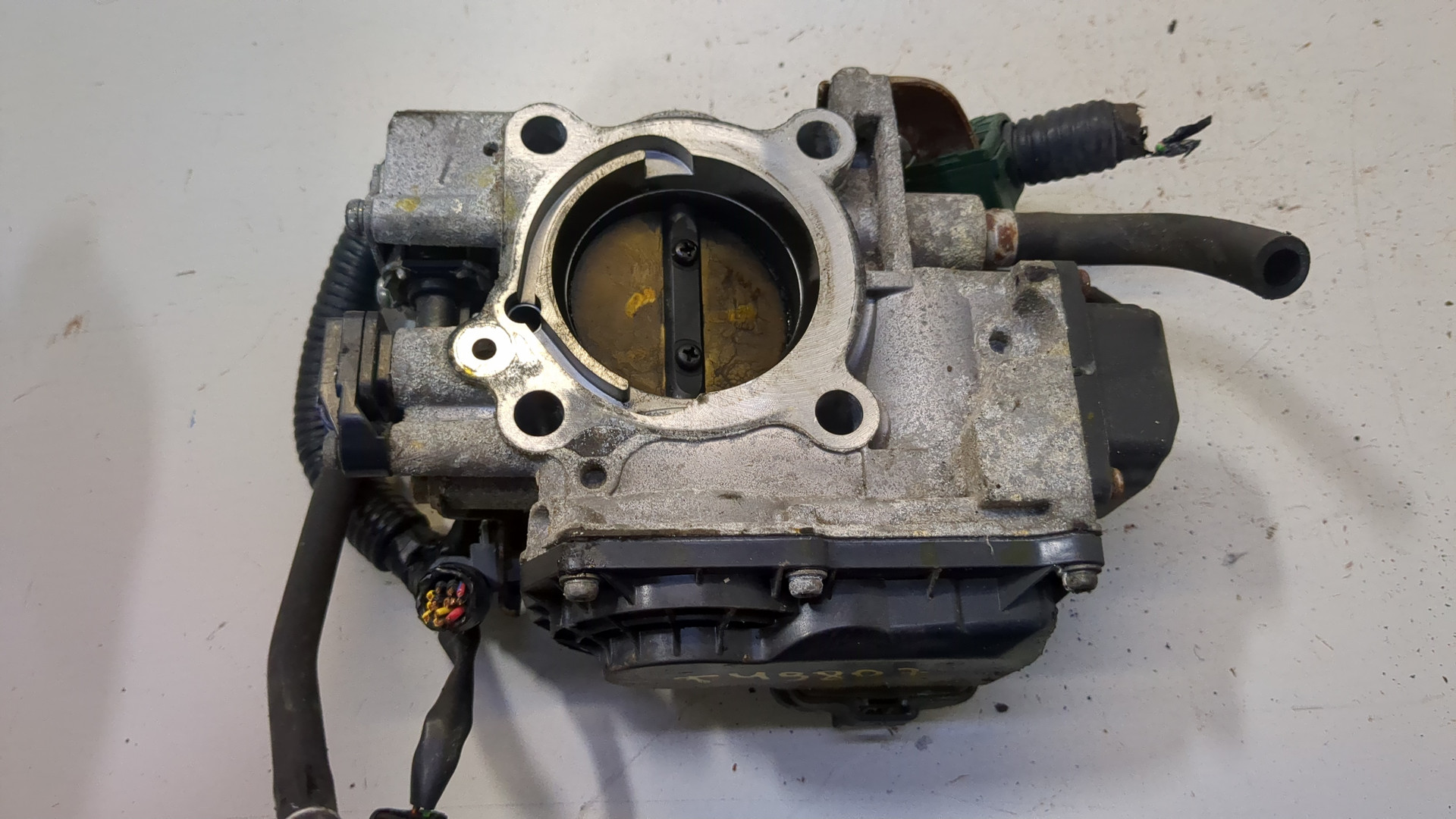 Заслонка дроссельная электрическая