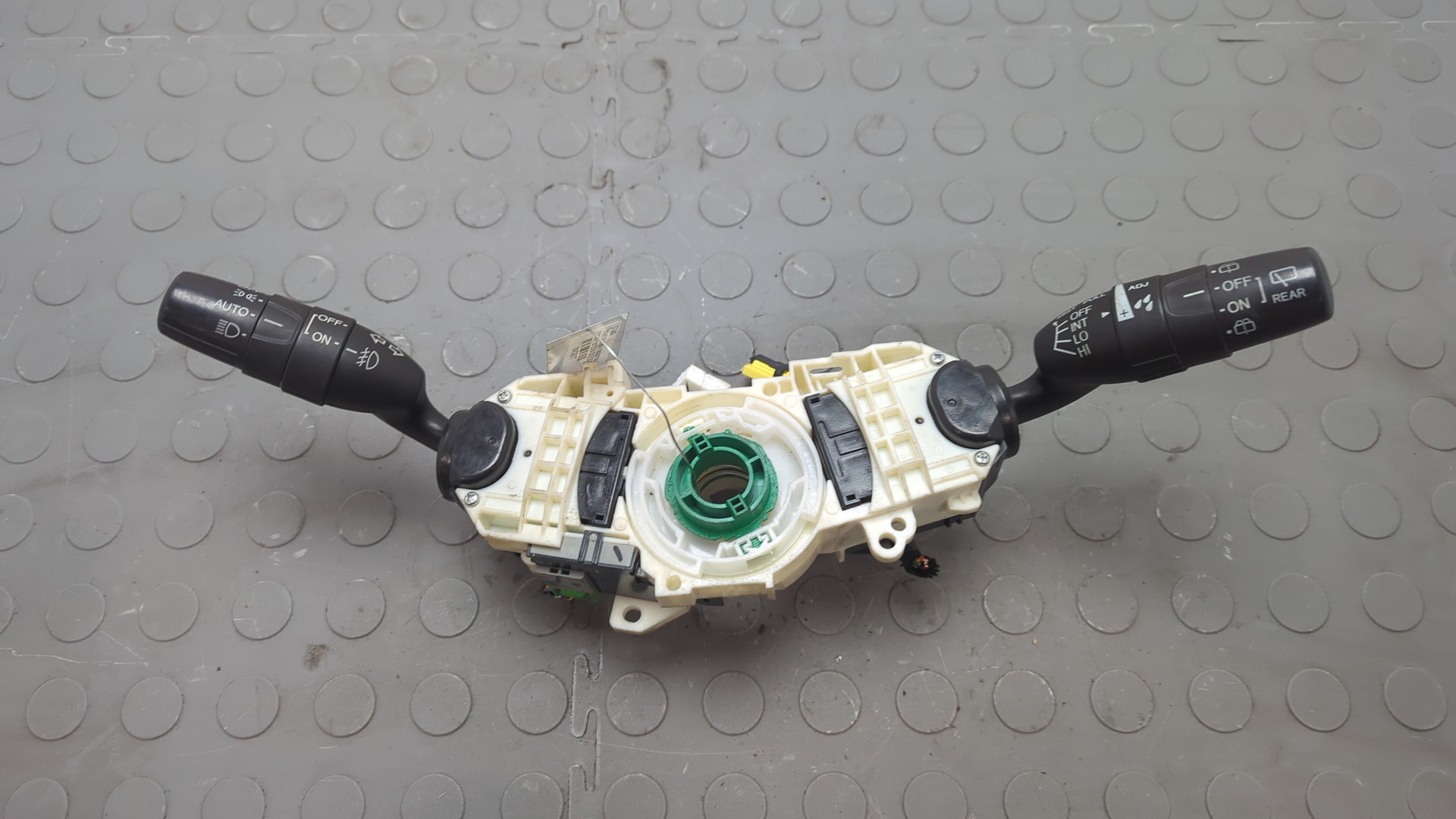 Переключатель подрулевой