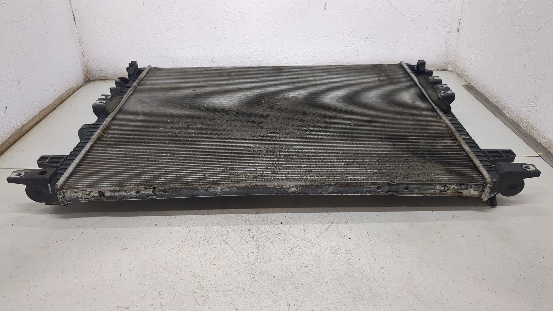 Радиатор охлаждения двигателя основной