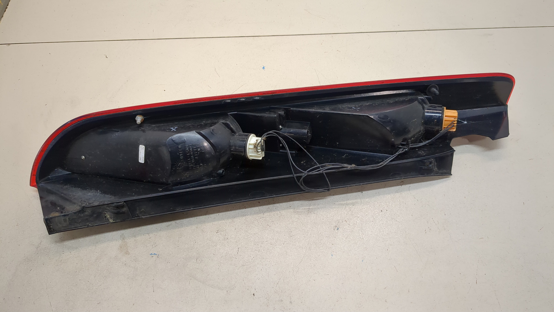 Фонарь задний правый