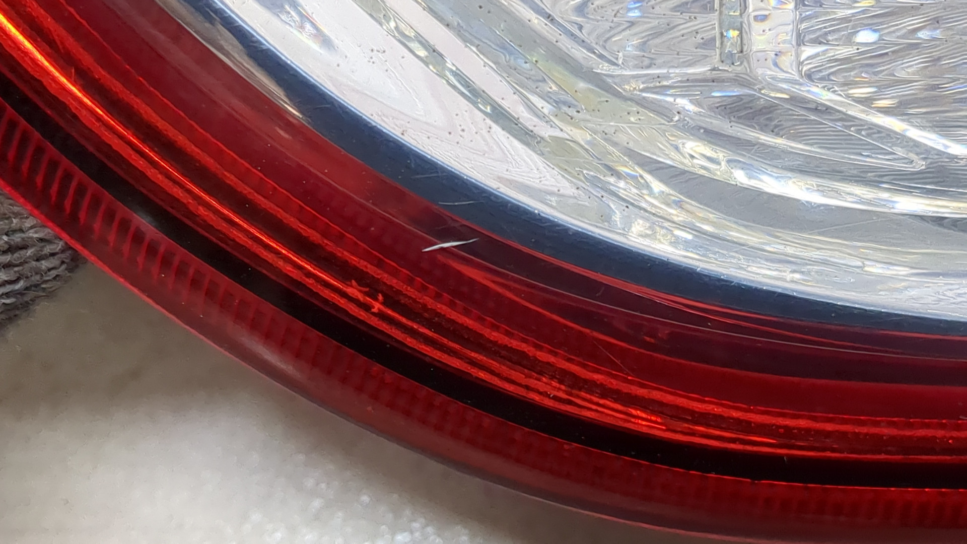 Фонарь задний правый