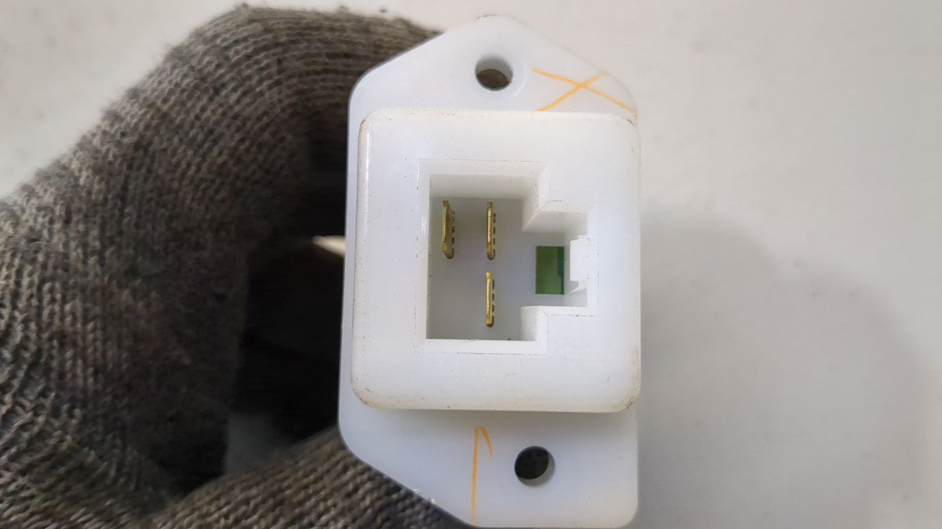 Резистор отопителя