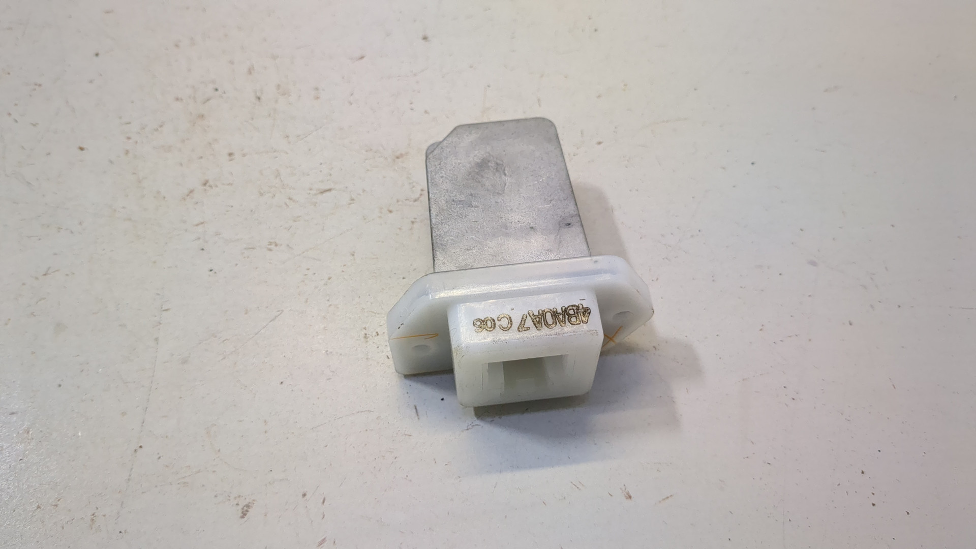 Резистор отопителя