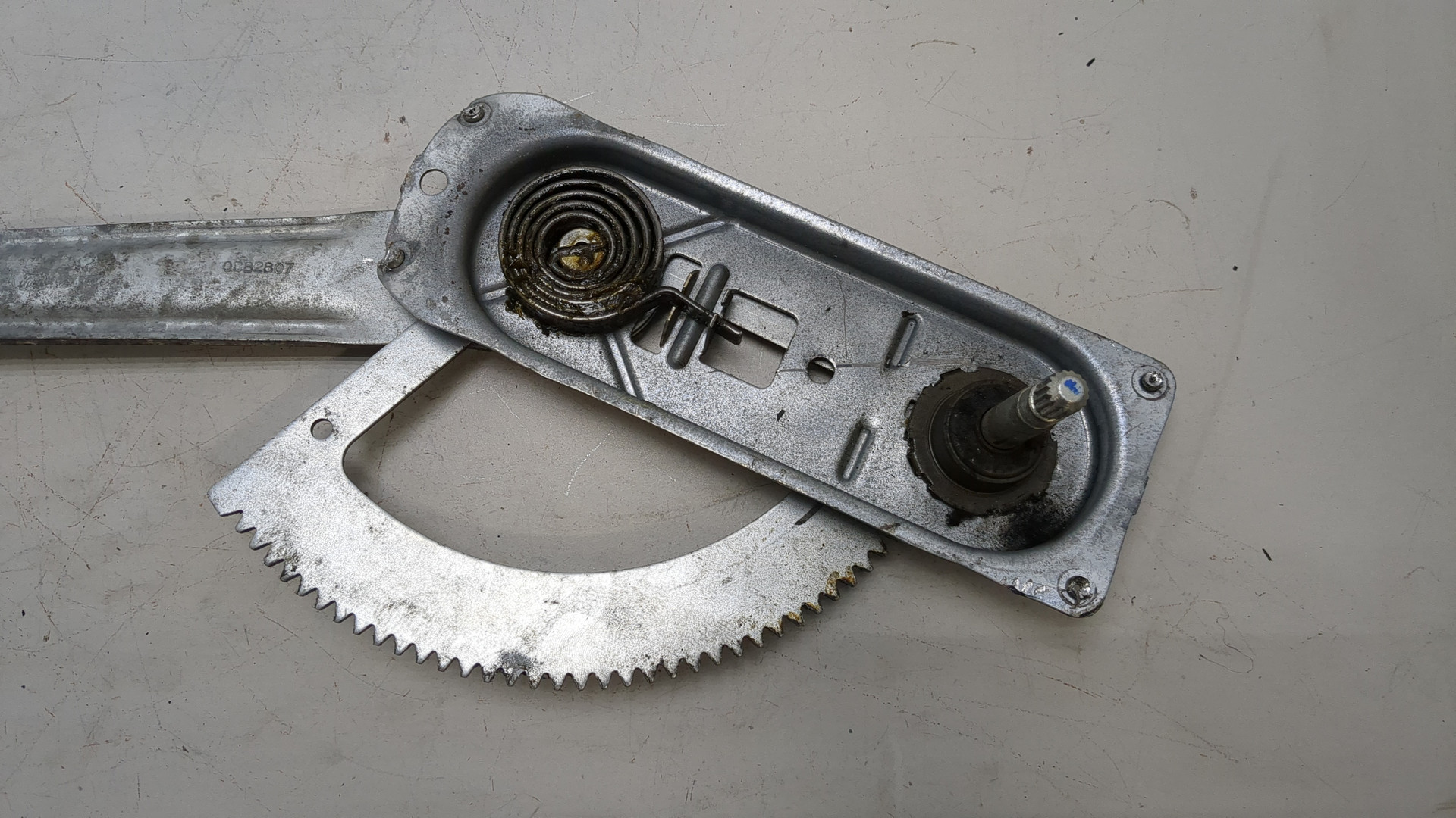 Стеклоподъемник механ. передний правый