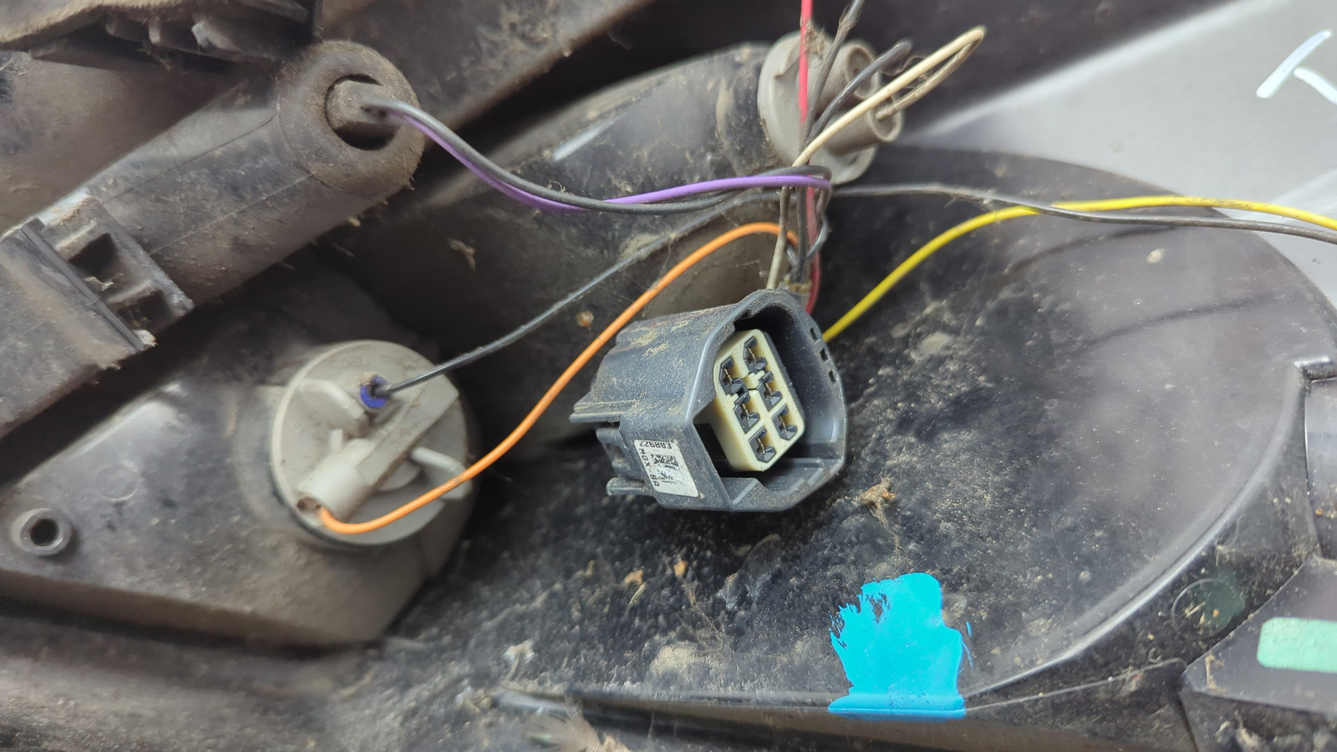 Фонарь задний правый