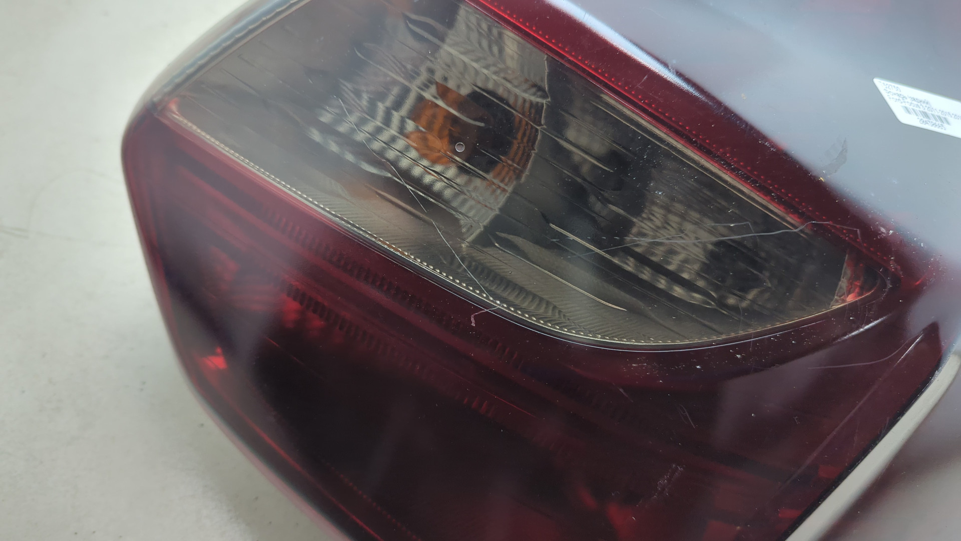 Фонарь задний правый