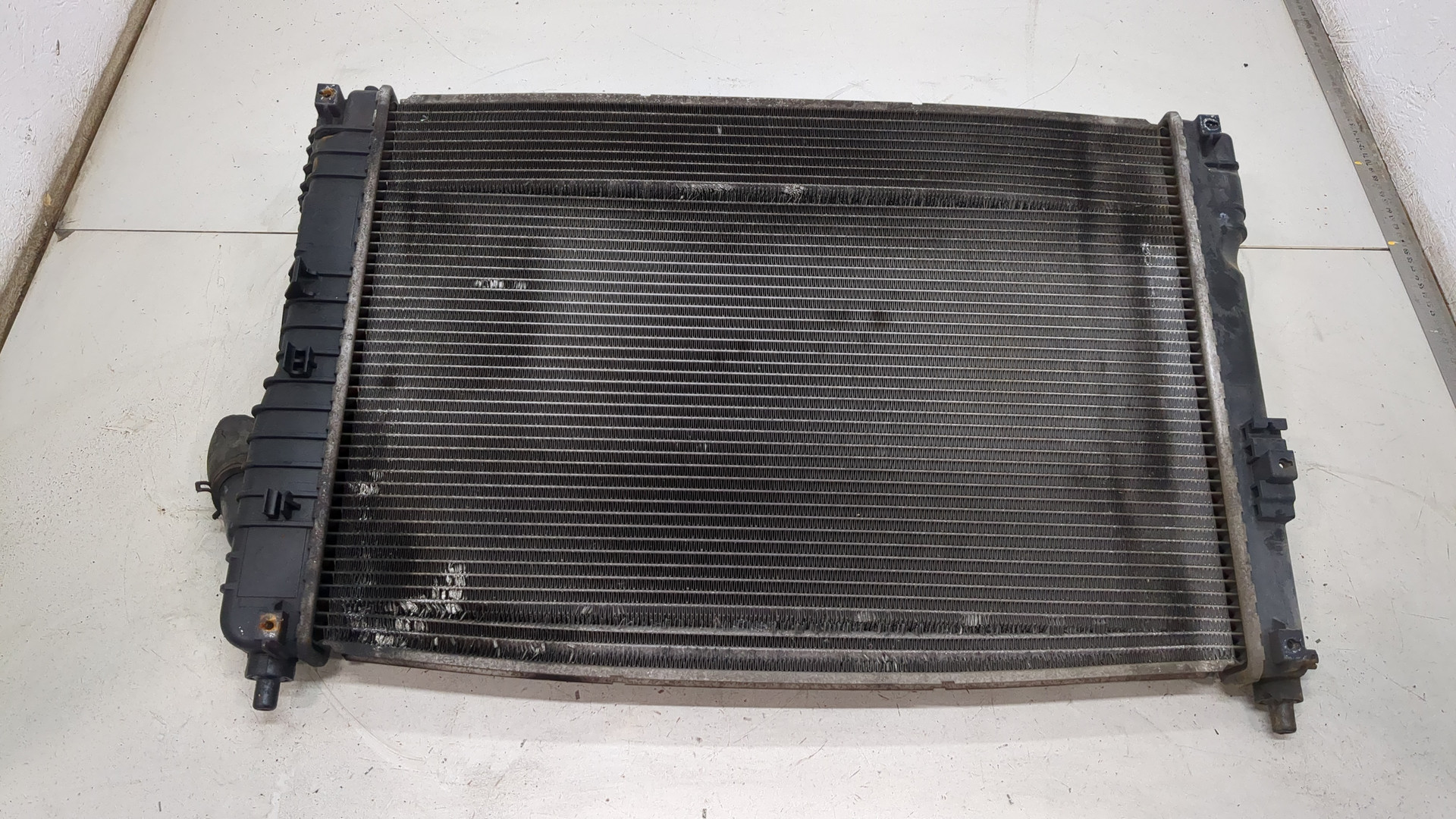 Радиатор охлаждения двигателя основной