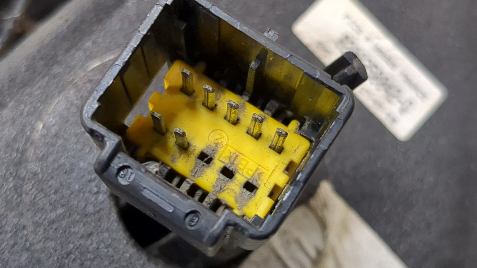 Зеркало левое электрическое