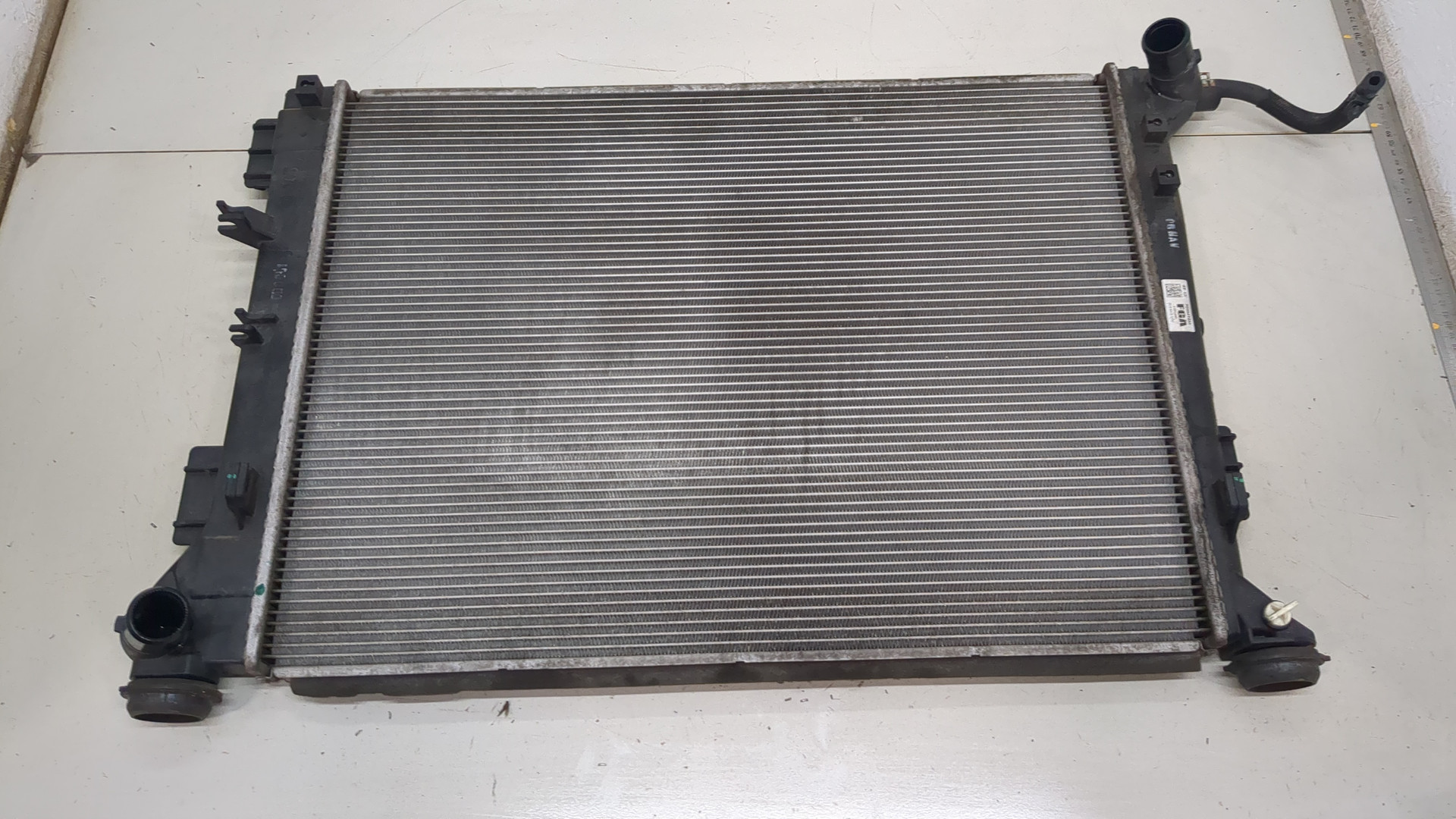 Радиатор охлаждения двигателя основной