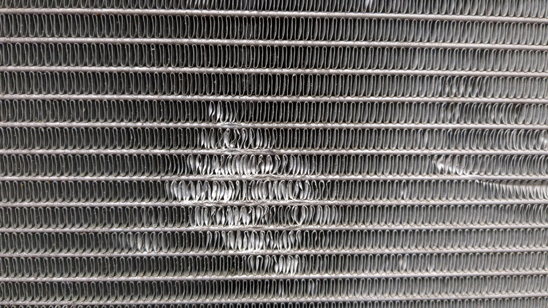 Радиатор охлаждения двигателя основной