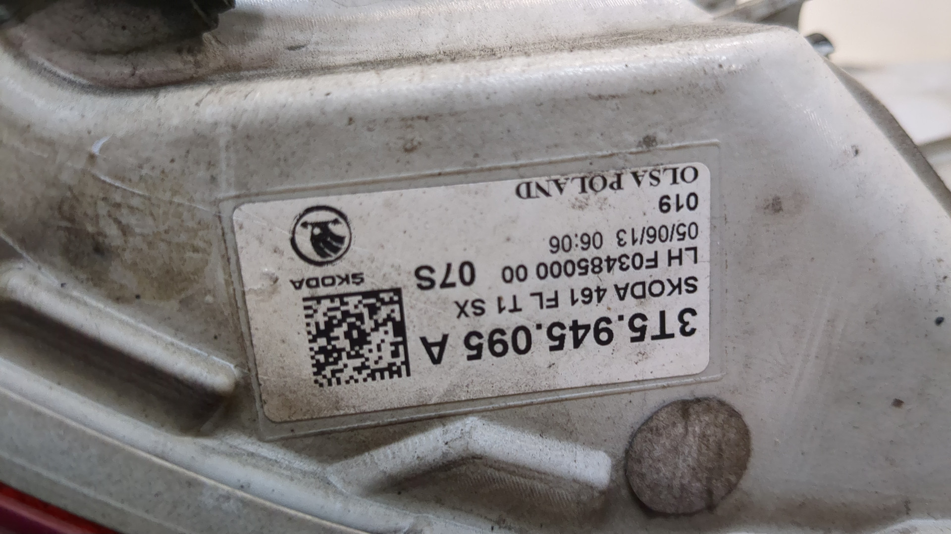 Фонарь задний левый