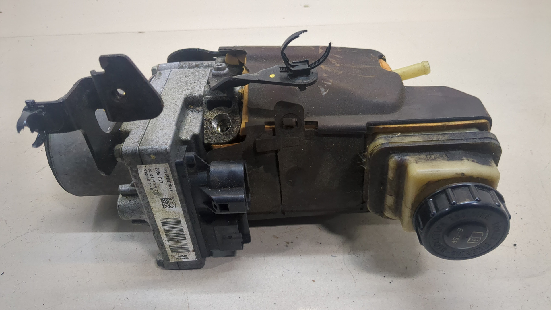 Насос ГУР (гидроусилитель руля)