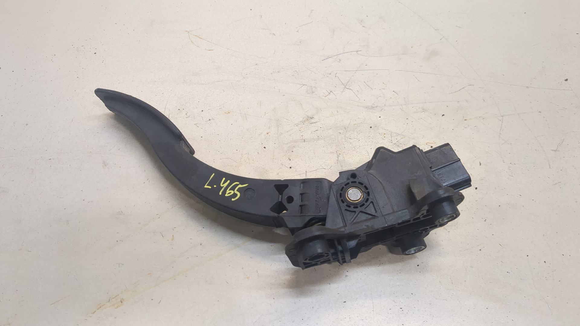 Педаль газа