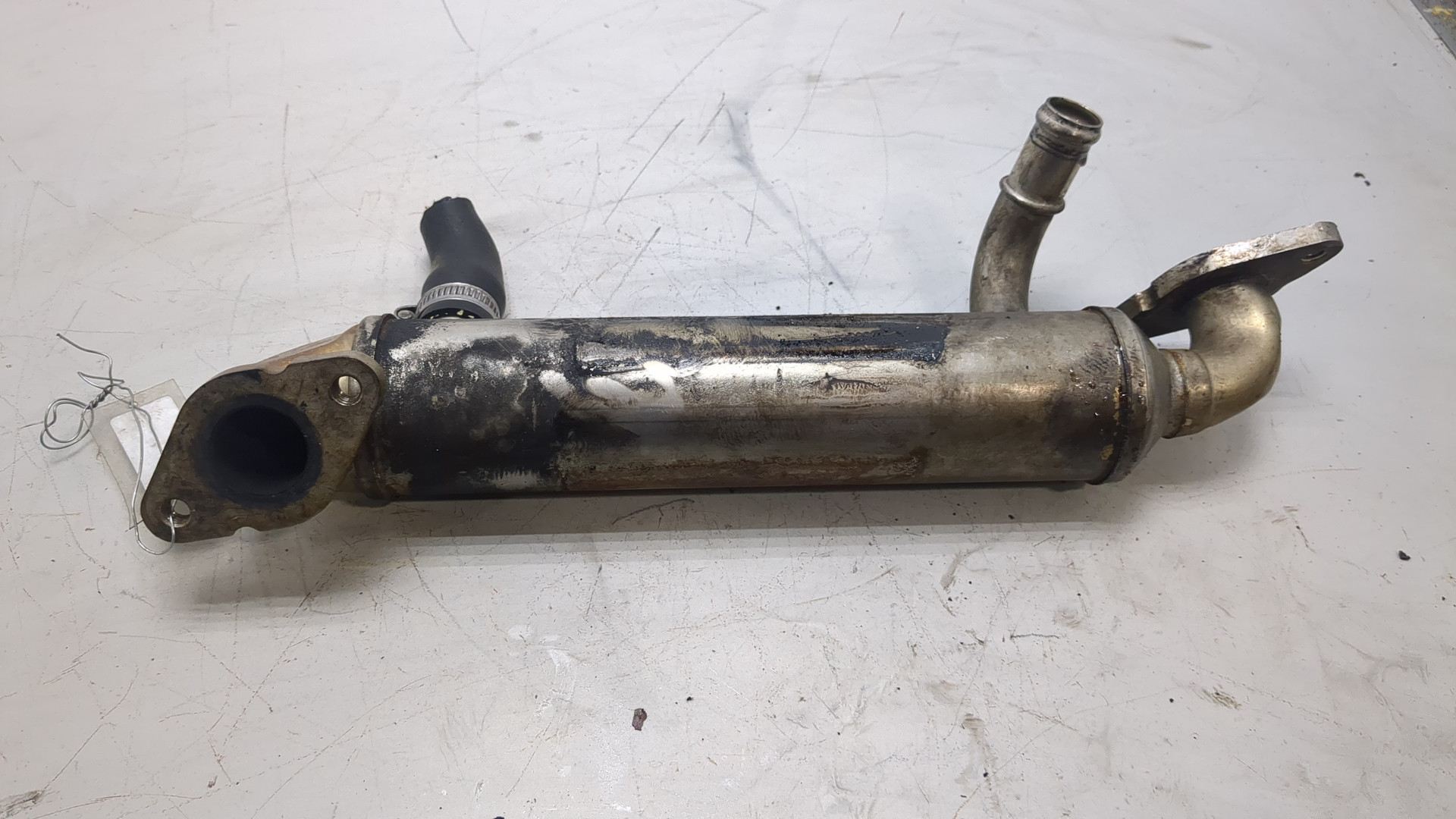 Тройник вентиляции картерных газов