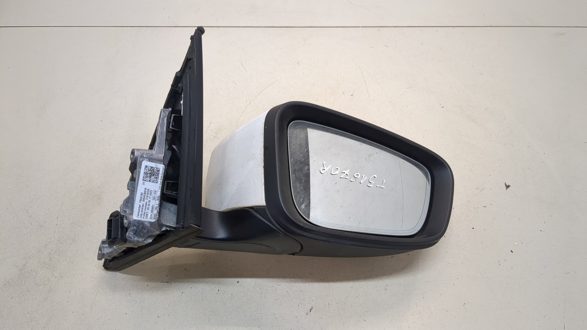 Зеркало правое электрическое