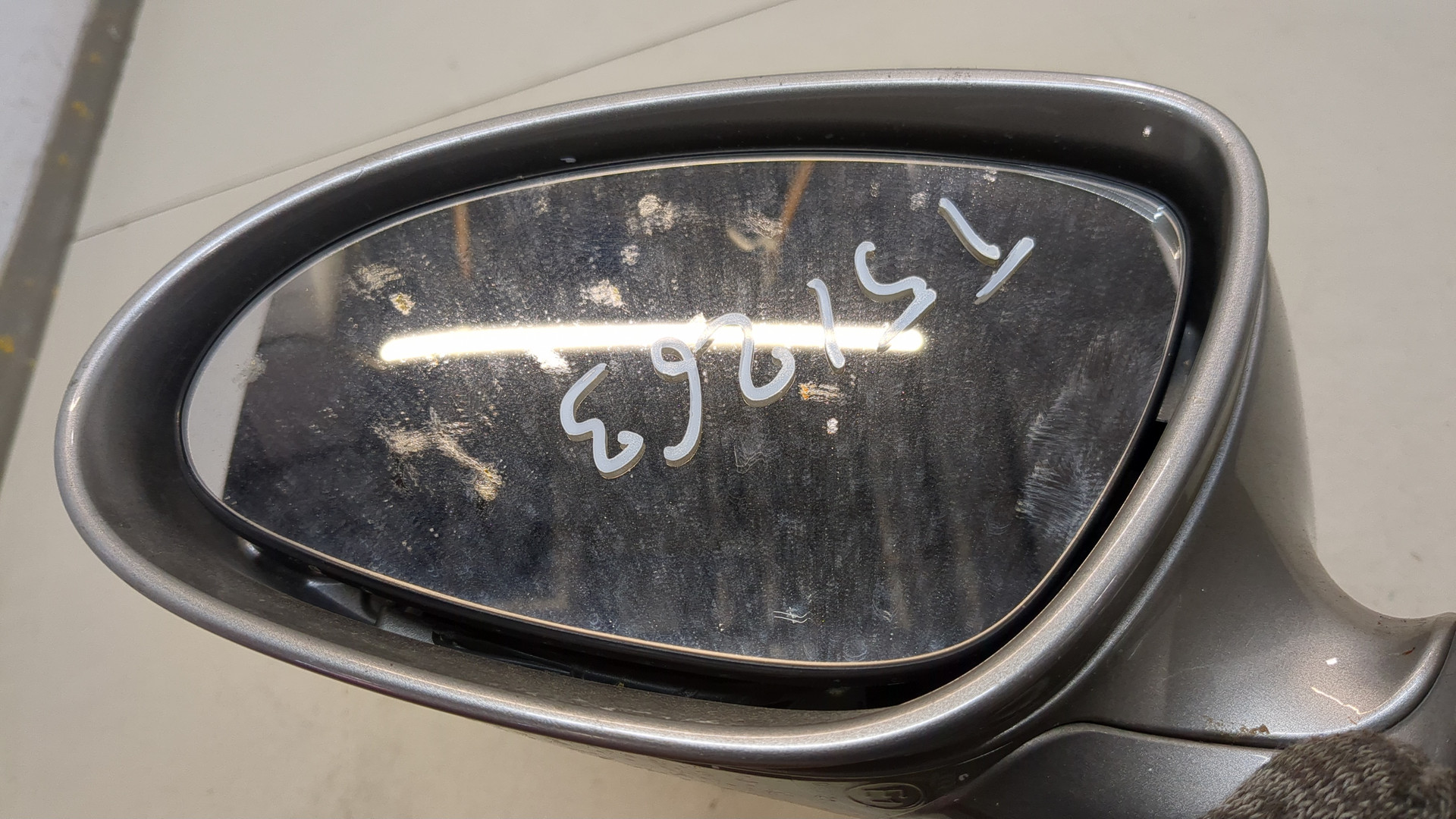 Зеркало левое электрическое