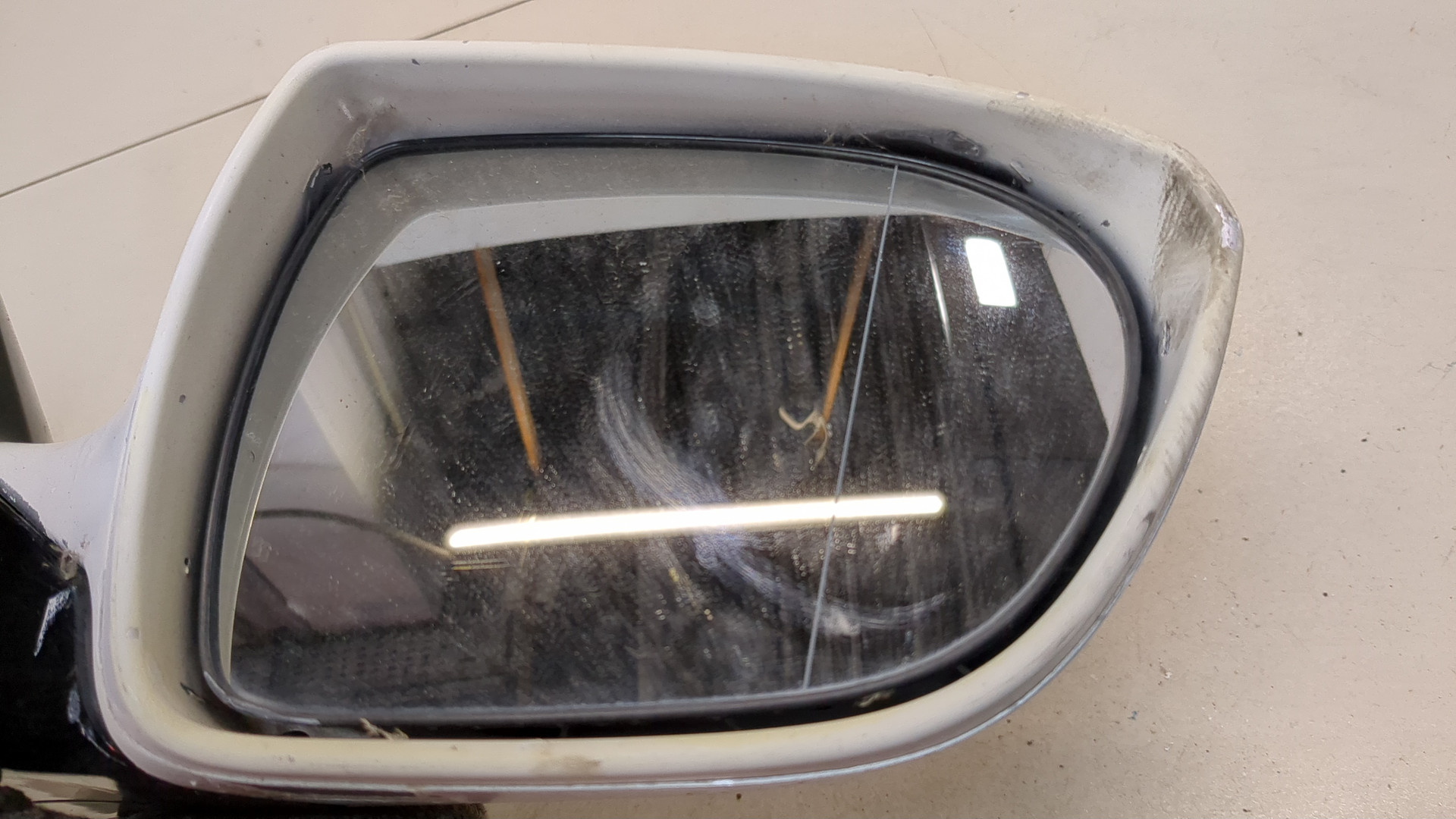 Зеркало правое электрическое