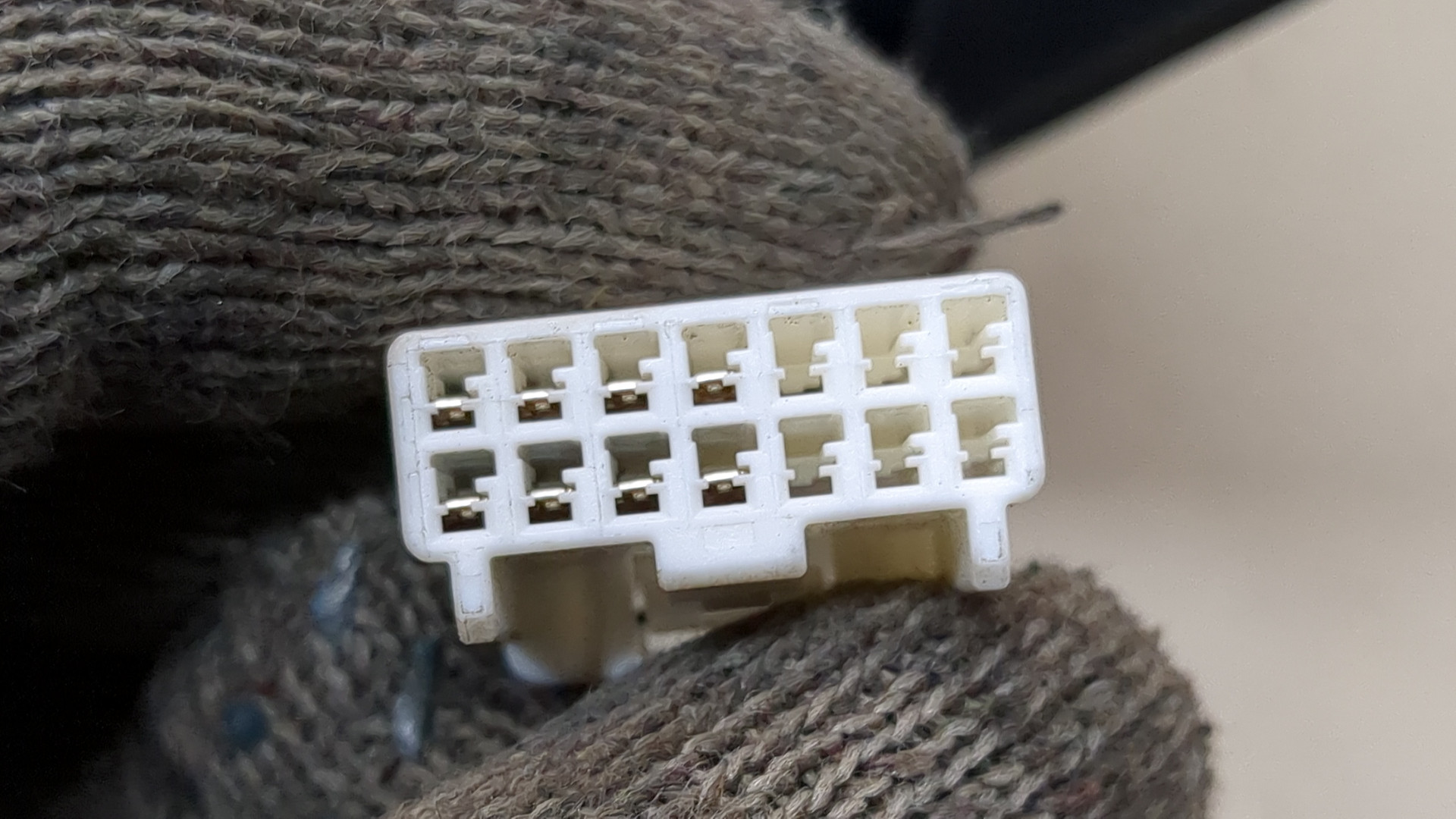 Зеркало правое электрическое