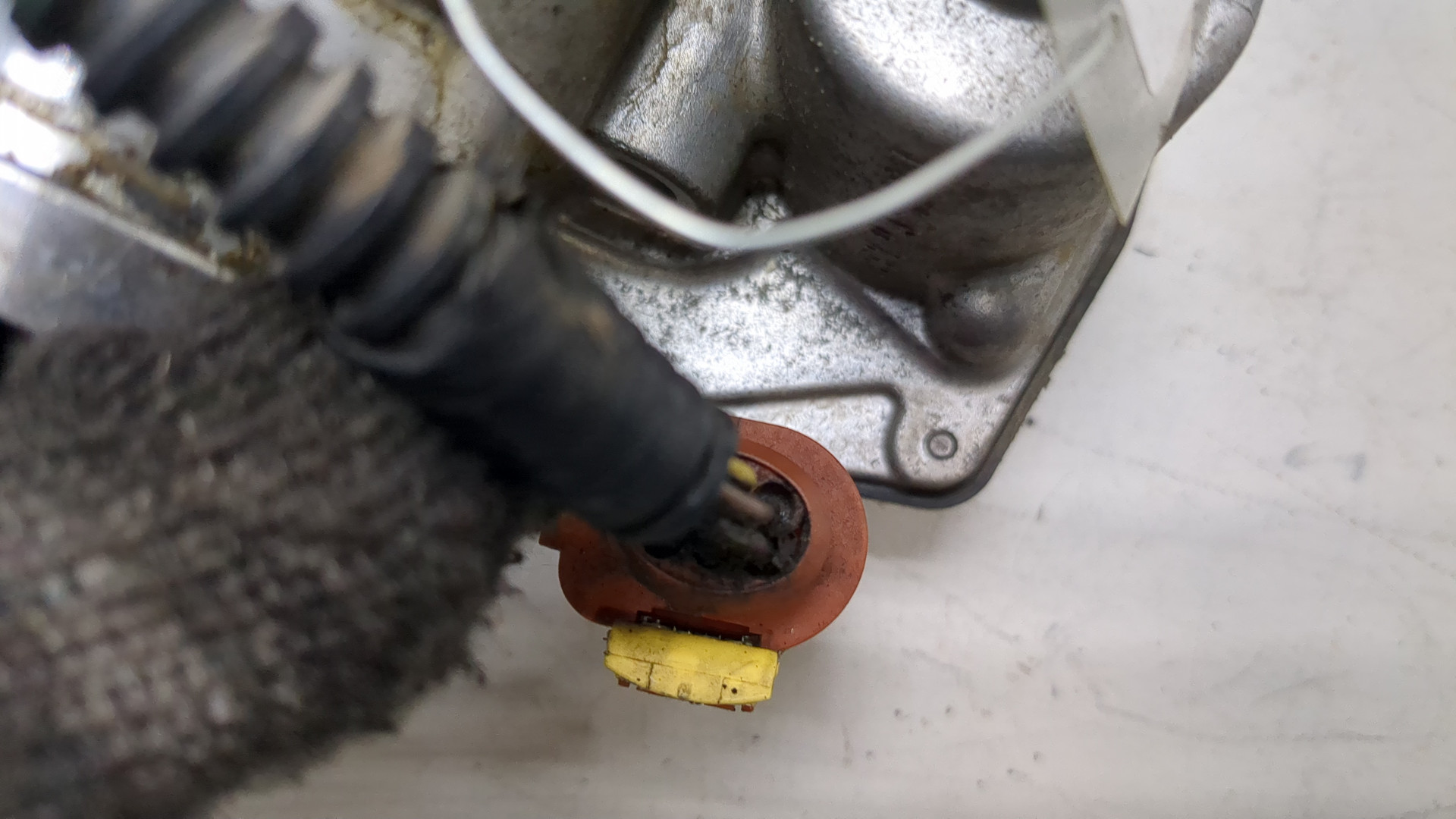 Заслонка дроссельная электрическая