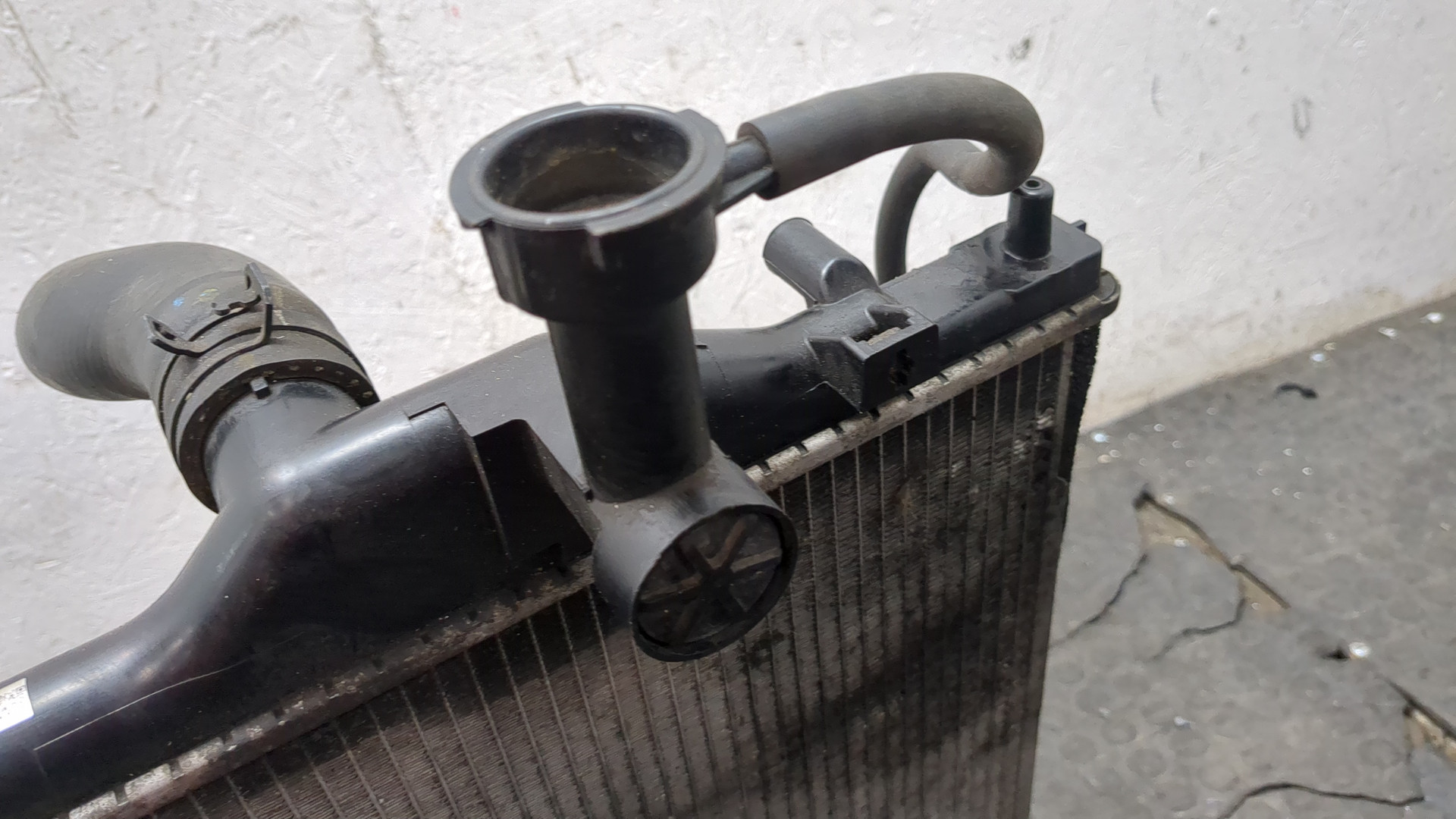 Радиатор охлаждения двигателя основной