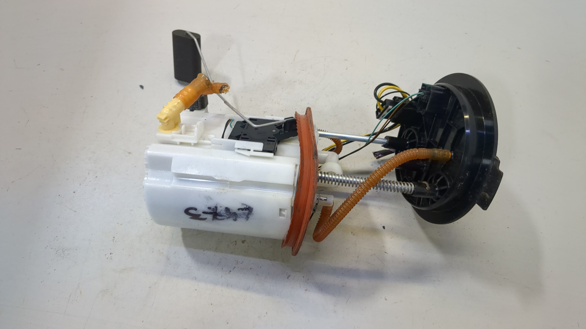 Насос топливный электрический