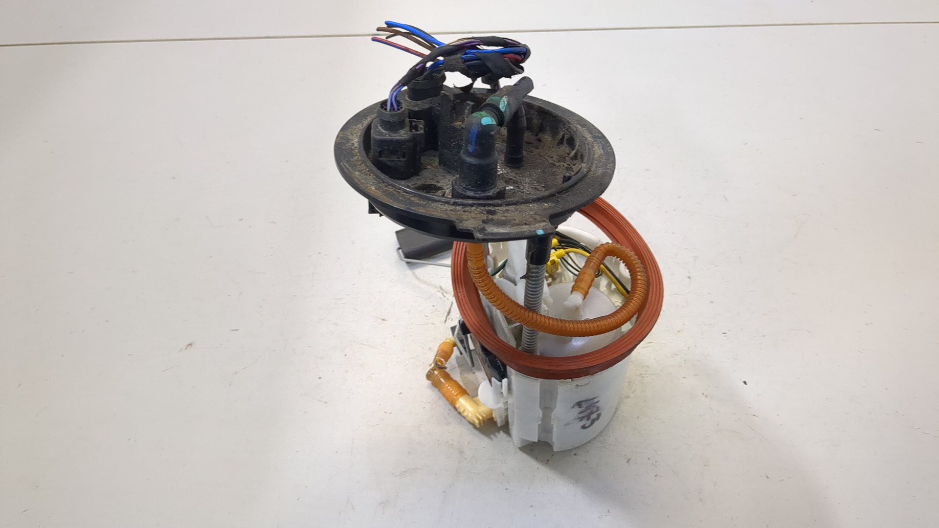 Насос топливный электрический