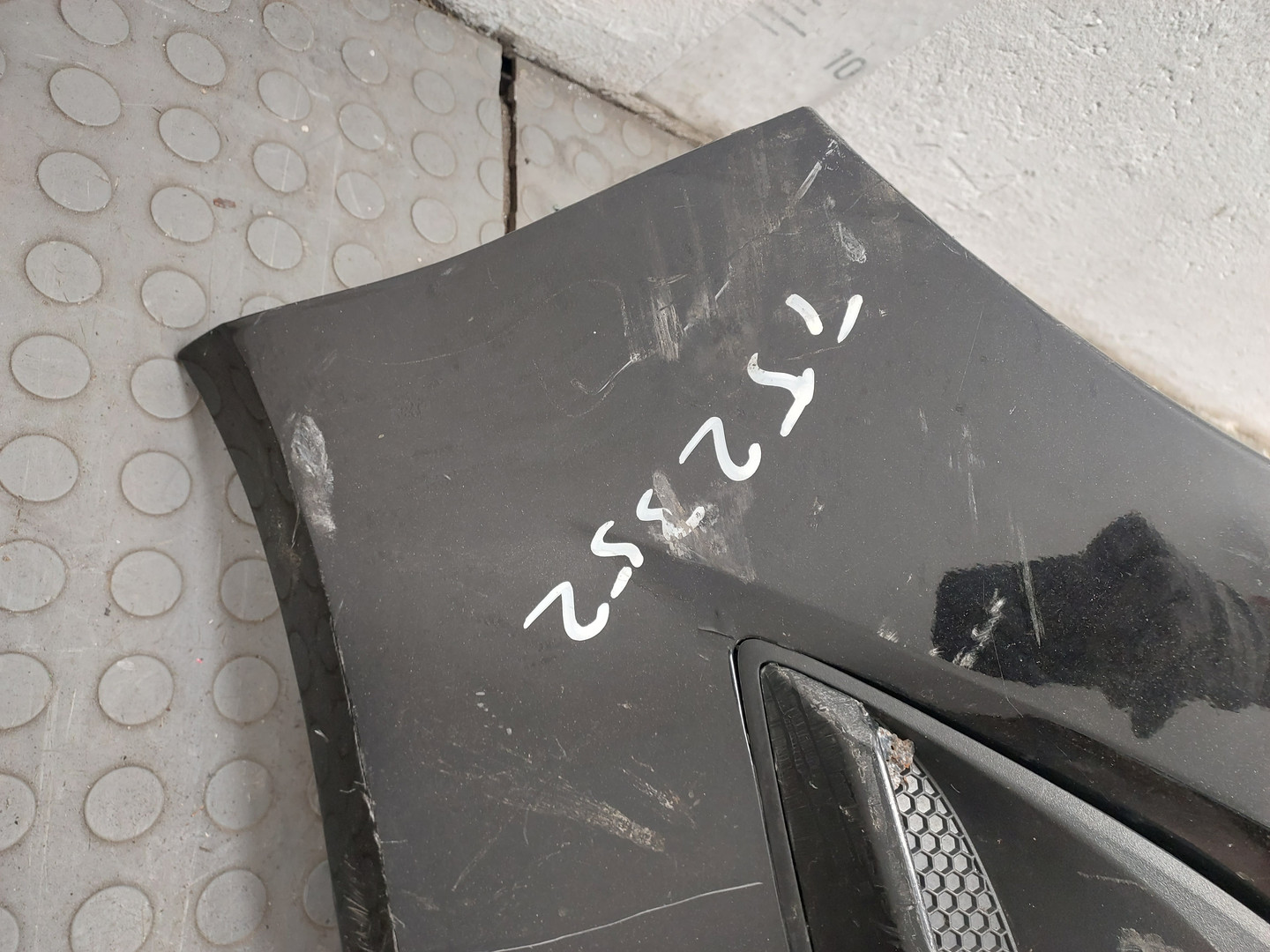 Бампер передний