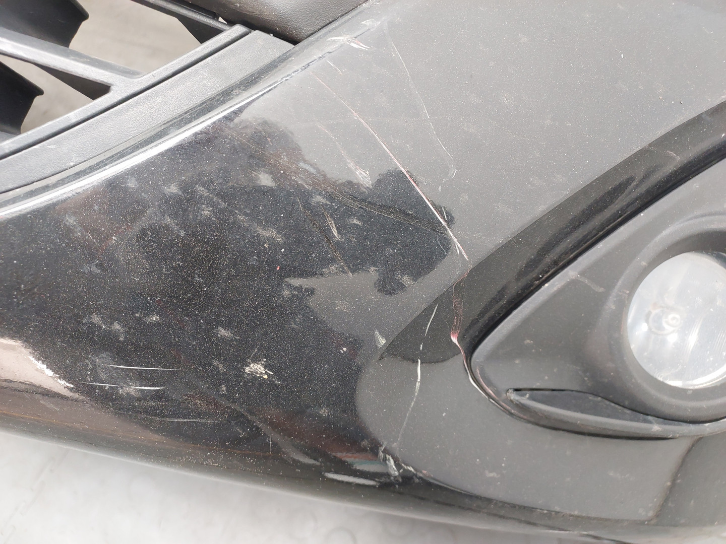 Бампер передний