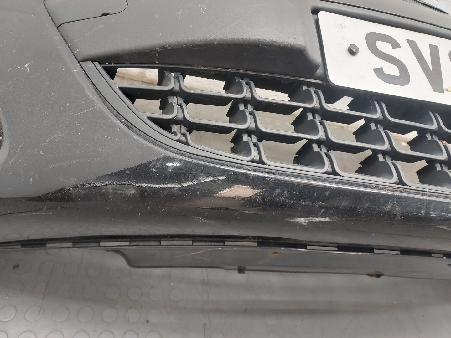 Бампер передний