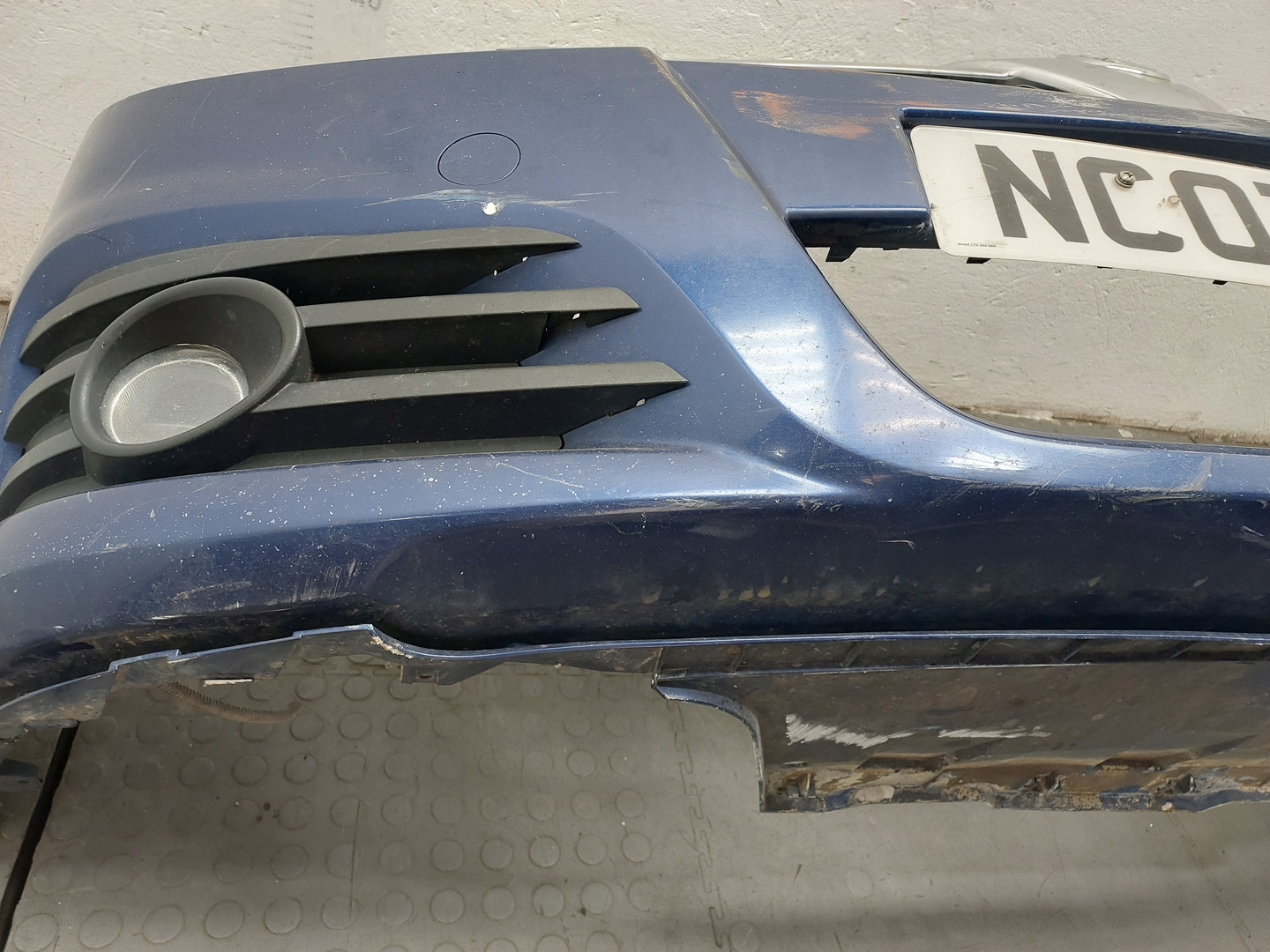 Бампер передний