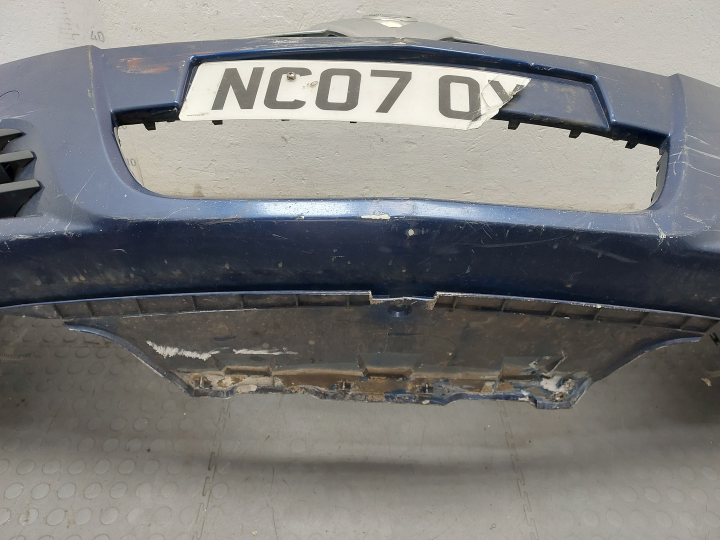 Бампер передний