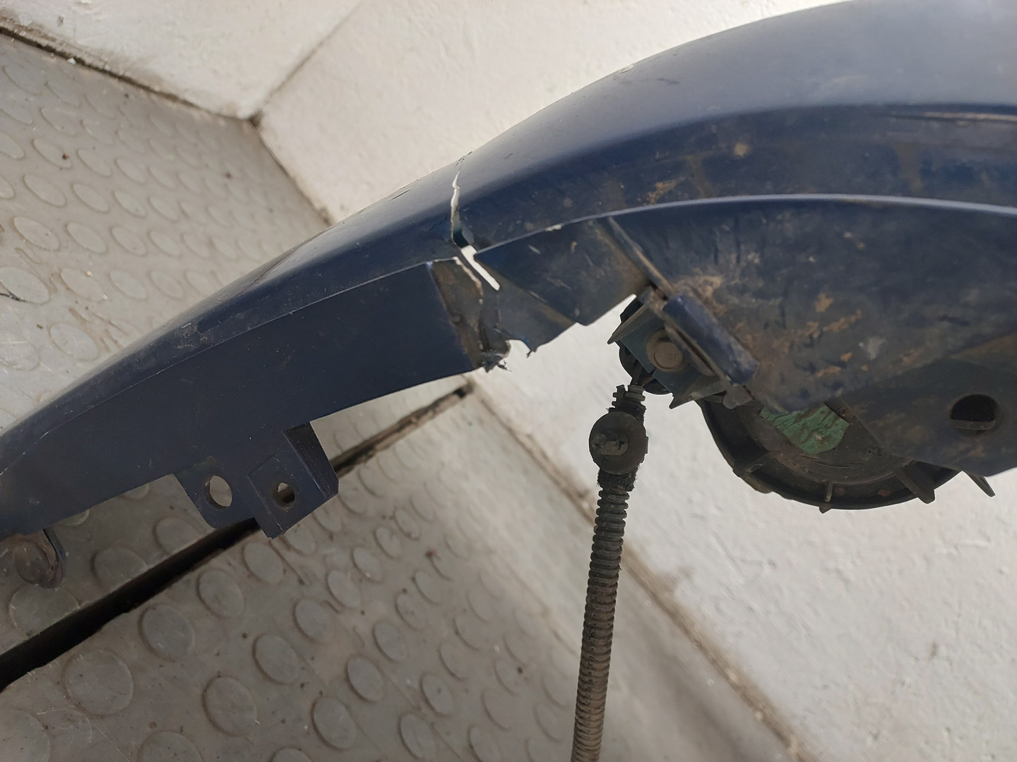 Бампер передний