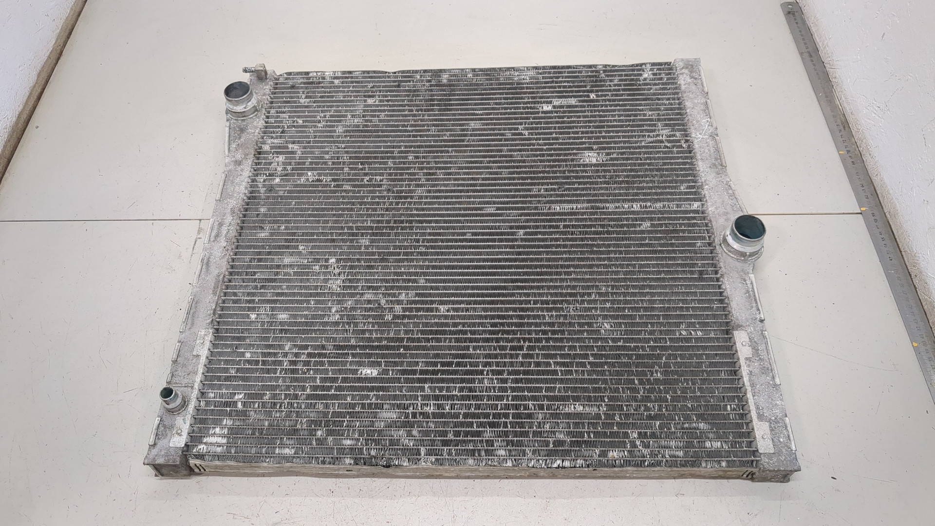 Радиатор охлаждения двигателя основной