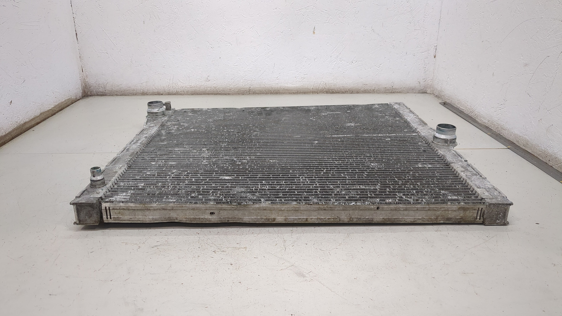 Радиатор охлаждения двигателя основной